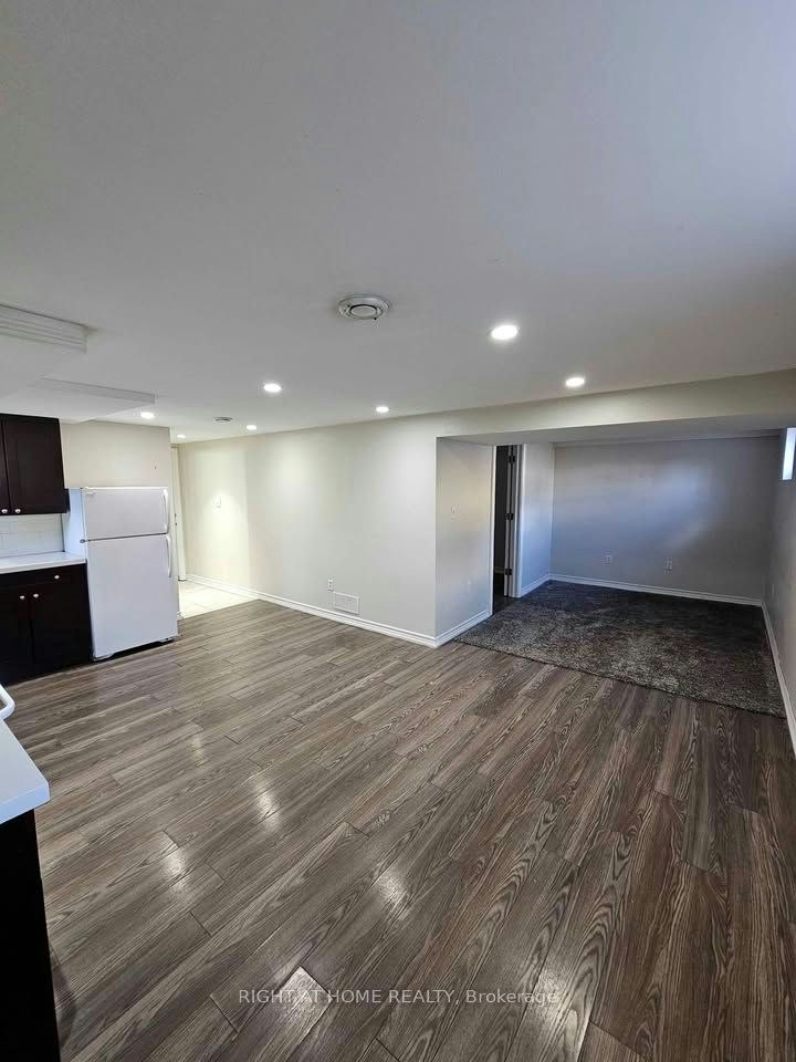 Lower-707 Hortop Street, Oshawa, ON, L1G 4N7 - 7