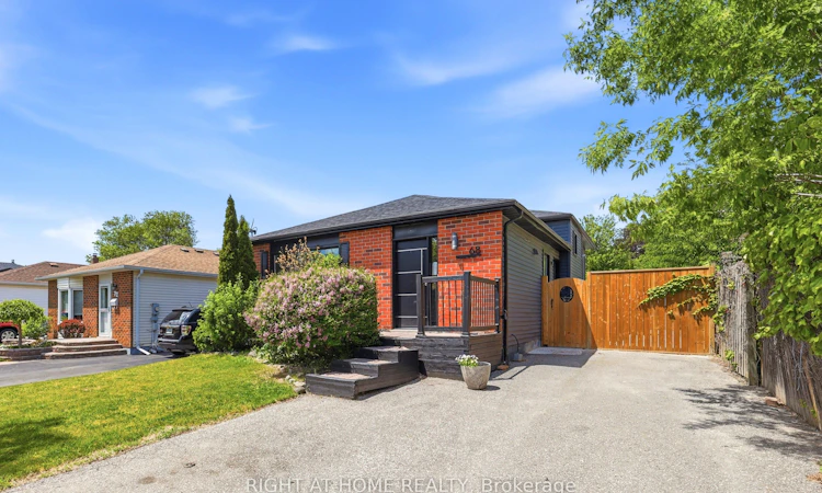68 Overbank Drive