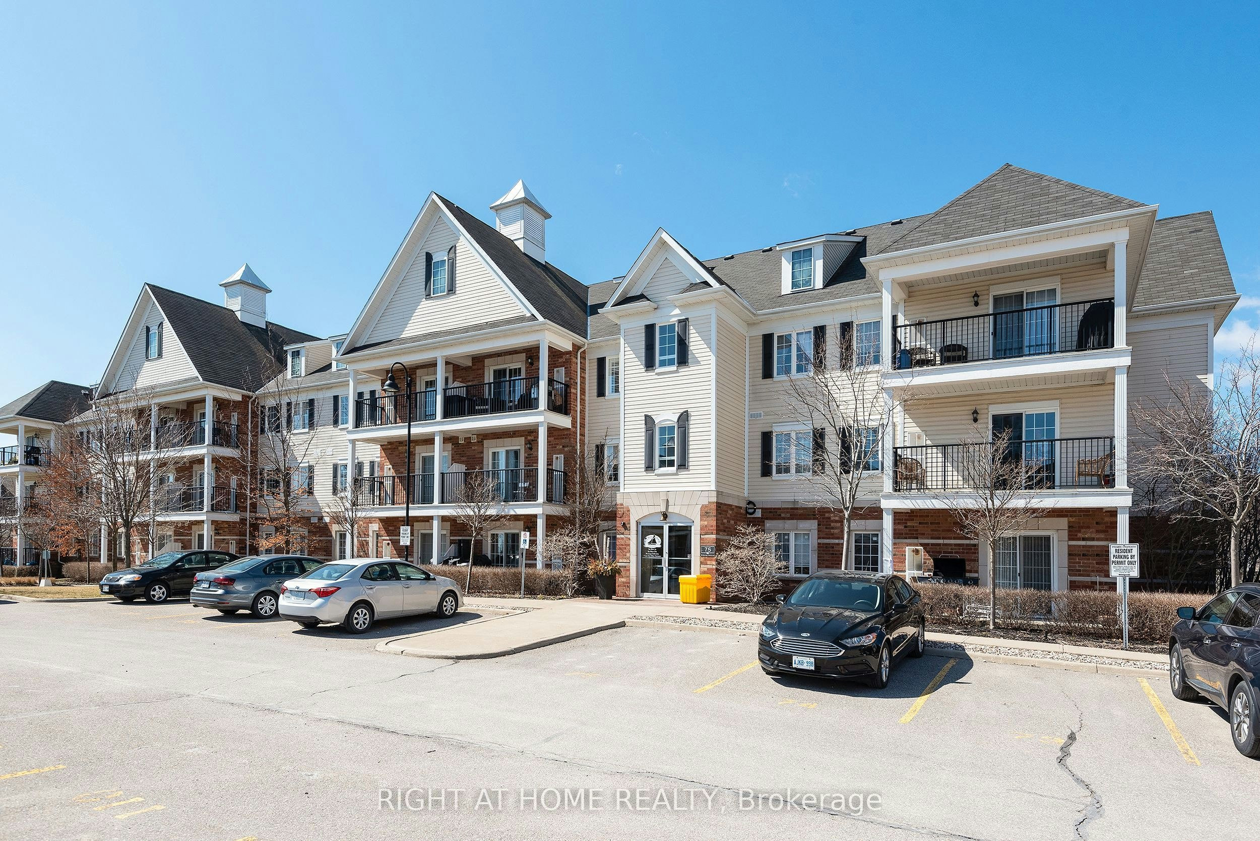 308-75 Shipway Avenue, Clarington, ON, L1B 0B8
