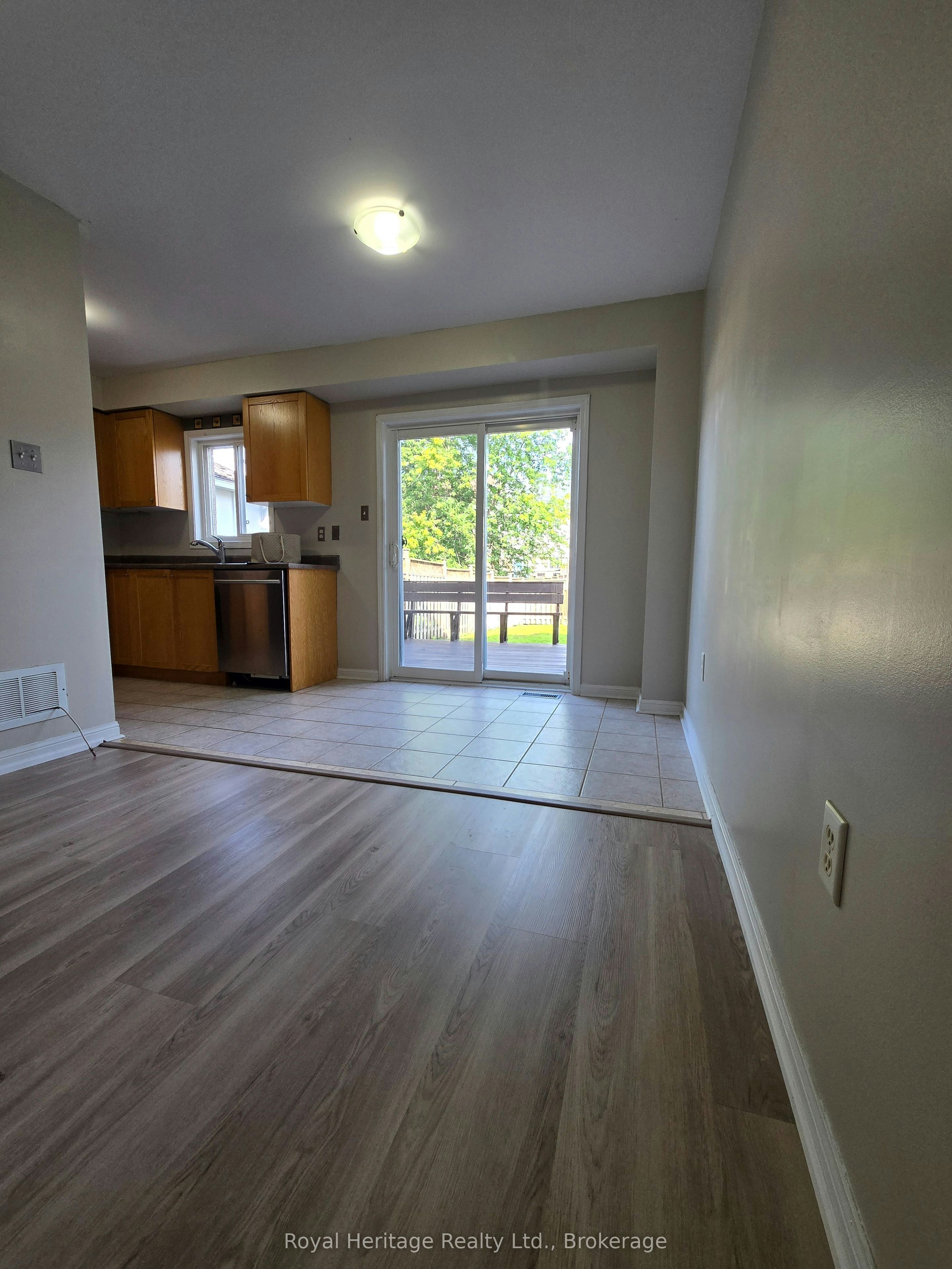67 Toscana Drive, Whitby, ON, L1R 2Z3 - 5