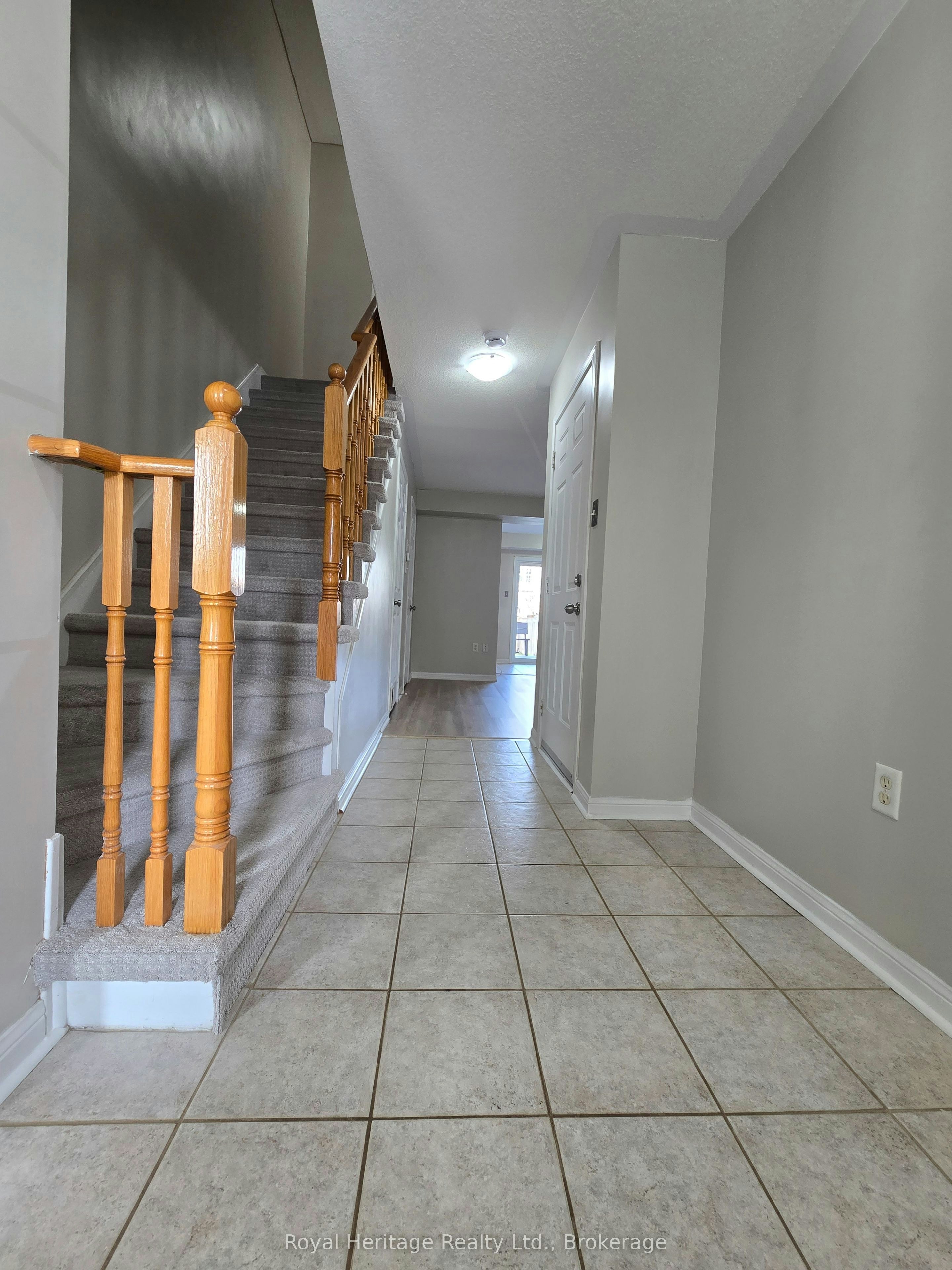 67 Toscana Drive, Whitby, ON, L1R 2Z3 - 2