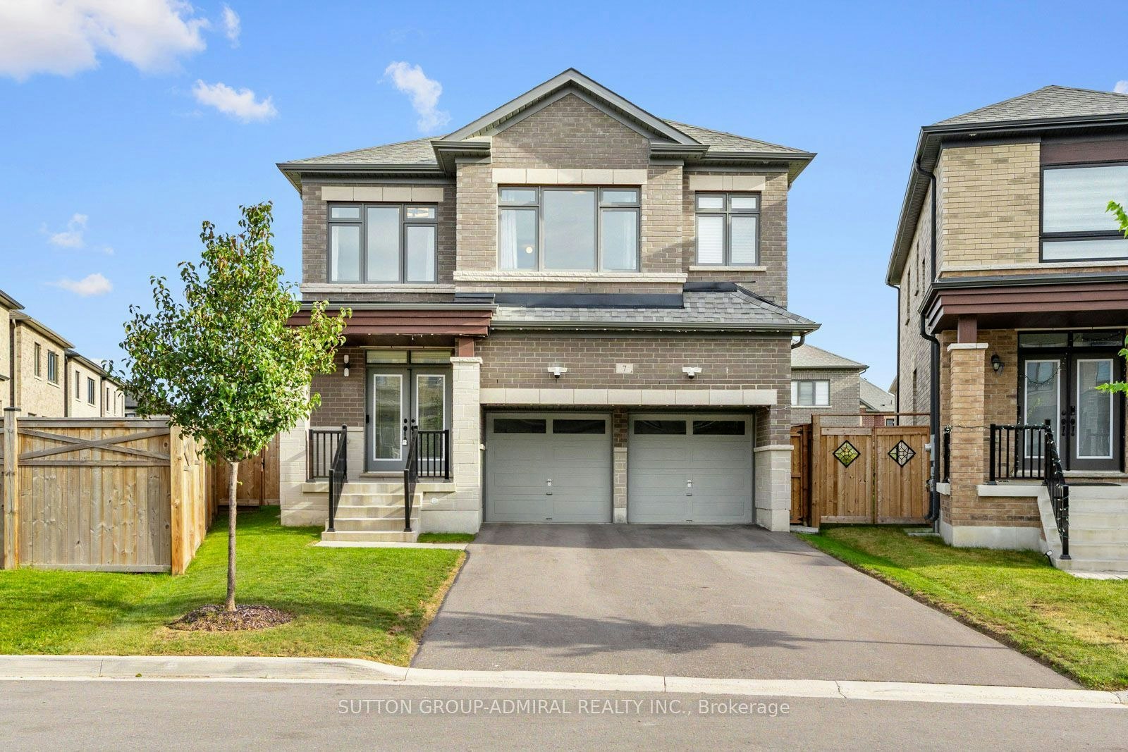 7 Priory Drive, Whitby, ON, L1P 0K9