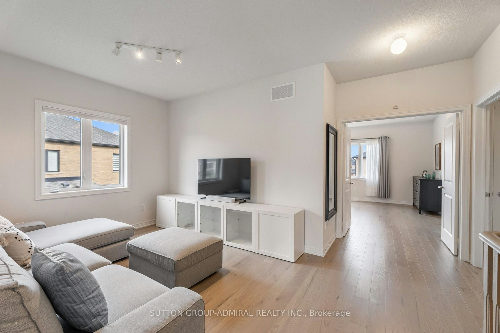 7 Priory Drive, Whitby, ON, L1P 0K9 - 23