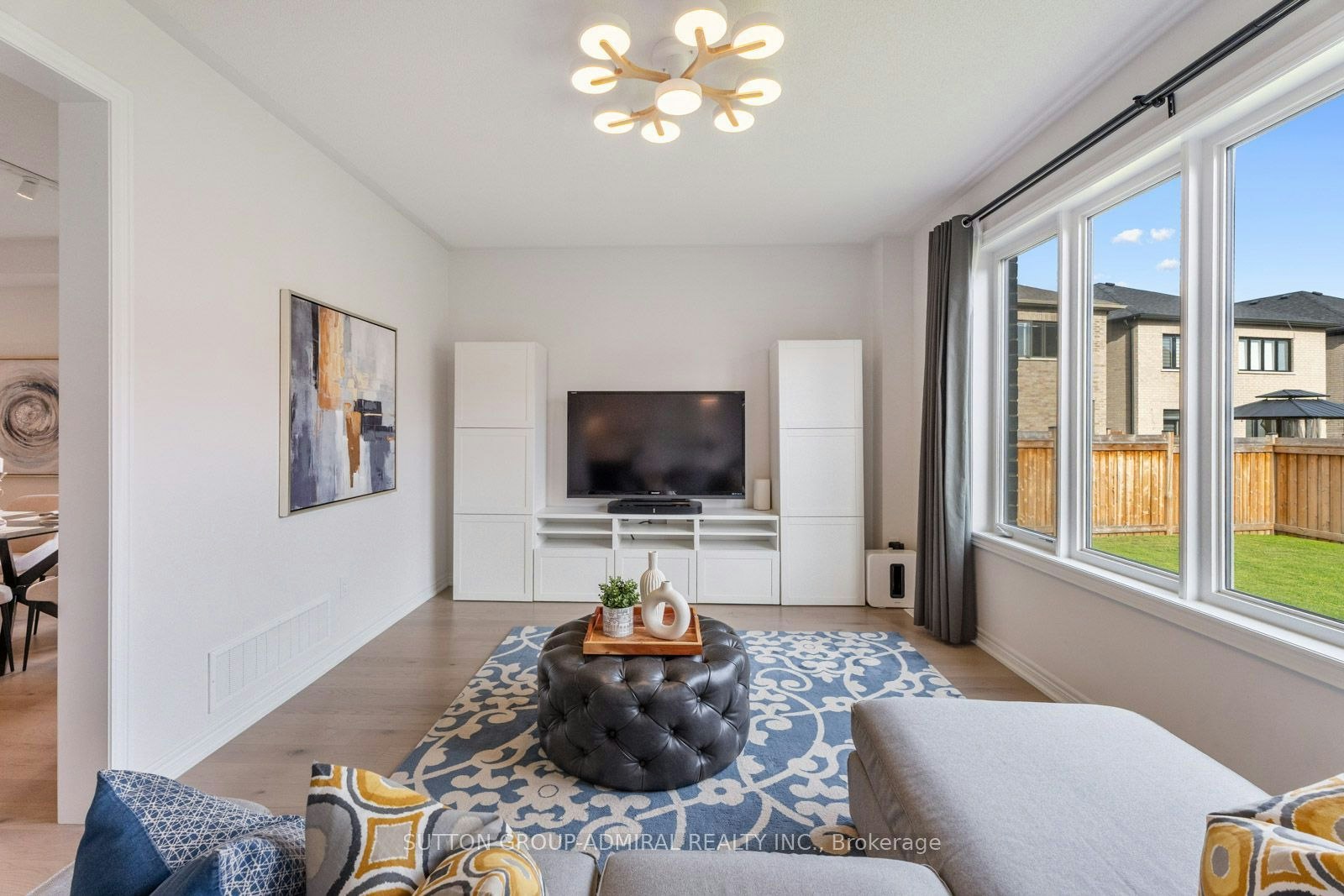 7 Priory Drive, Whitby, ON, L1P 0K9 - 11