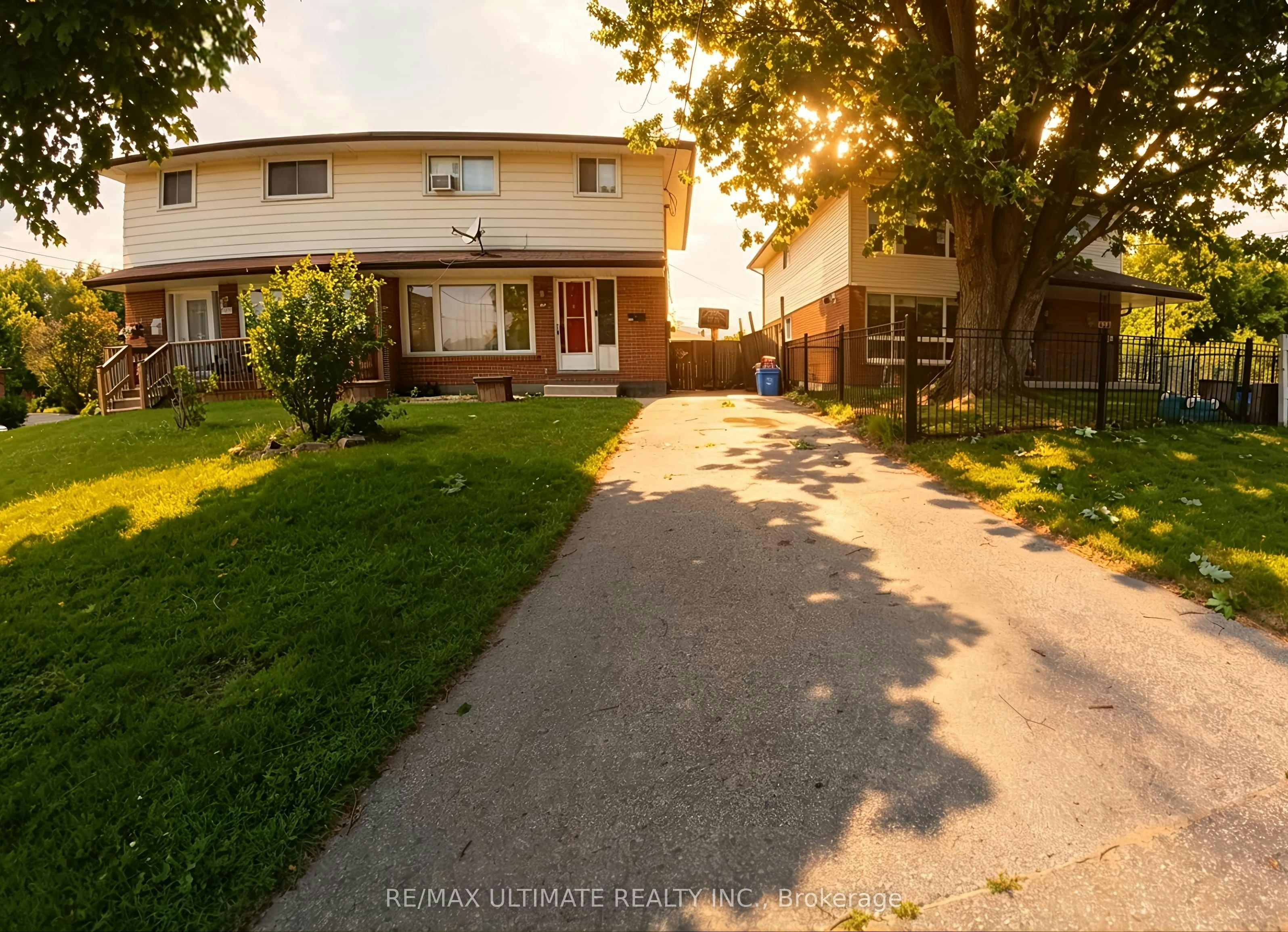 Lower Level-610 Cartier Avenue, Oshawa, ON, L1J 2C8
