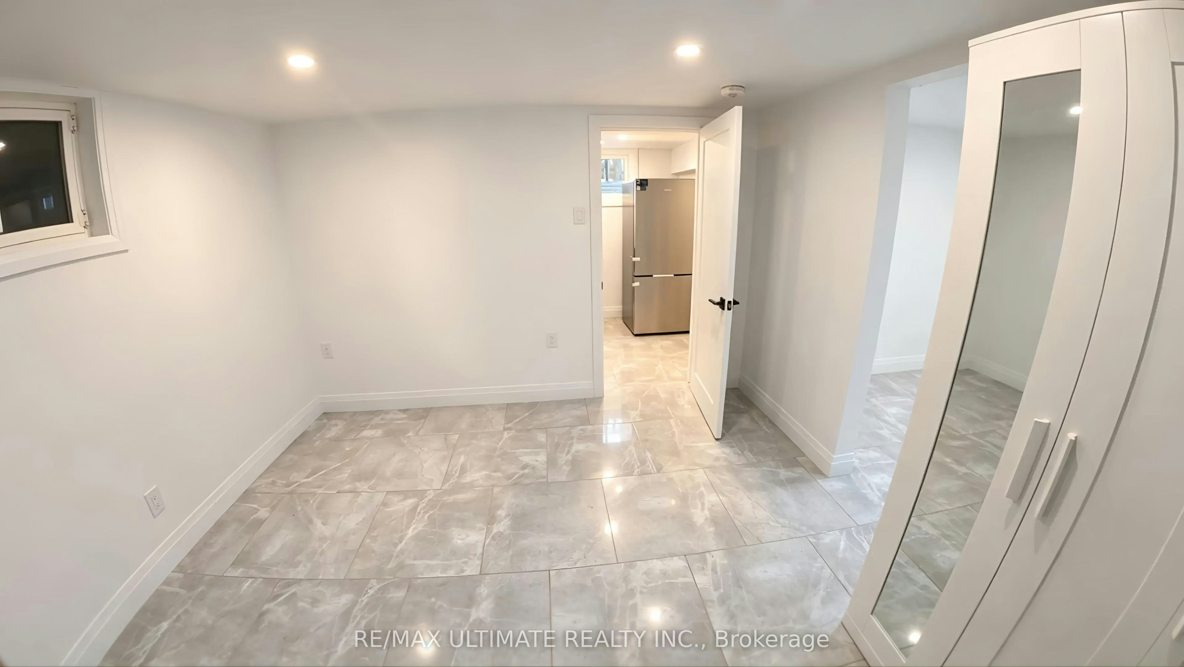 Lower Level-610 Cartier Avenue, Oshawa, ON, L1J 2C8 - 6