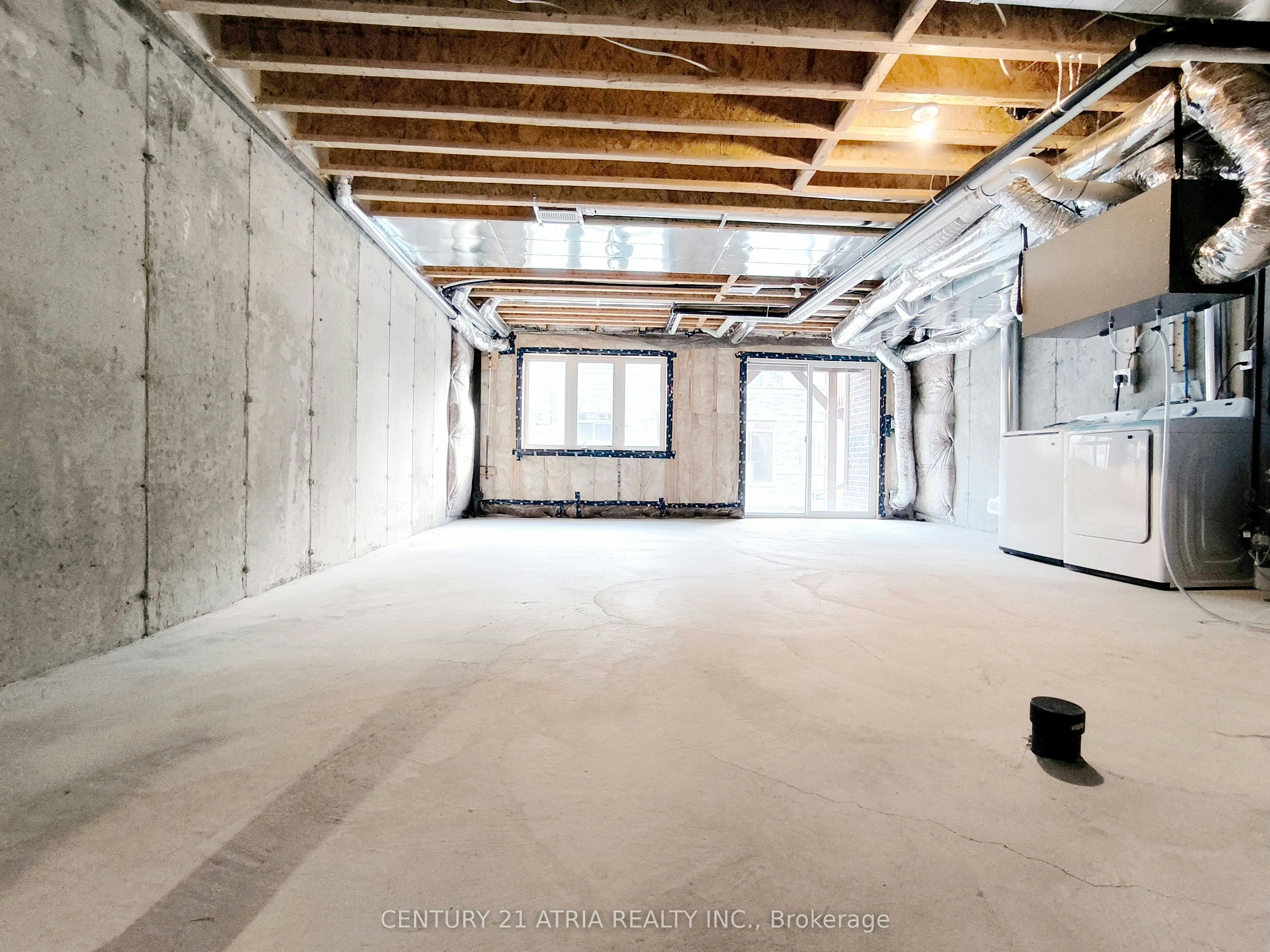 913 Elizabeth Mckenzie Drive, Pickering, ON, L1X 0P5 - 18
