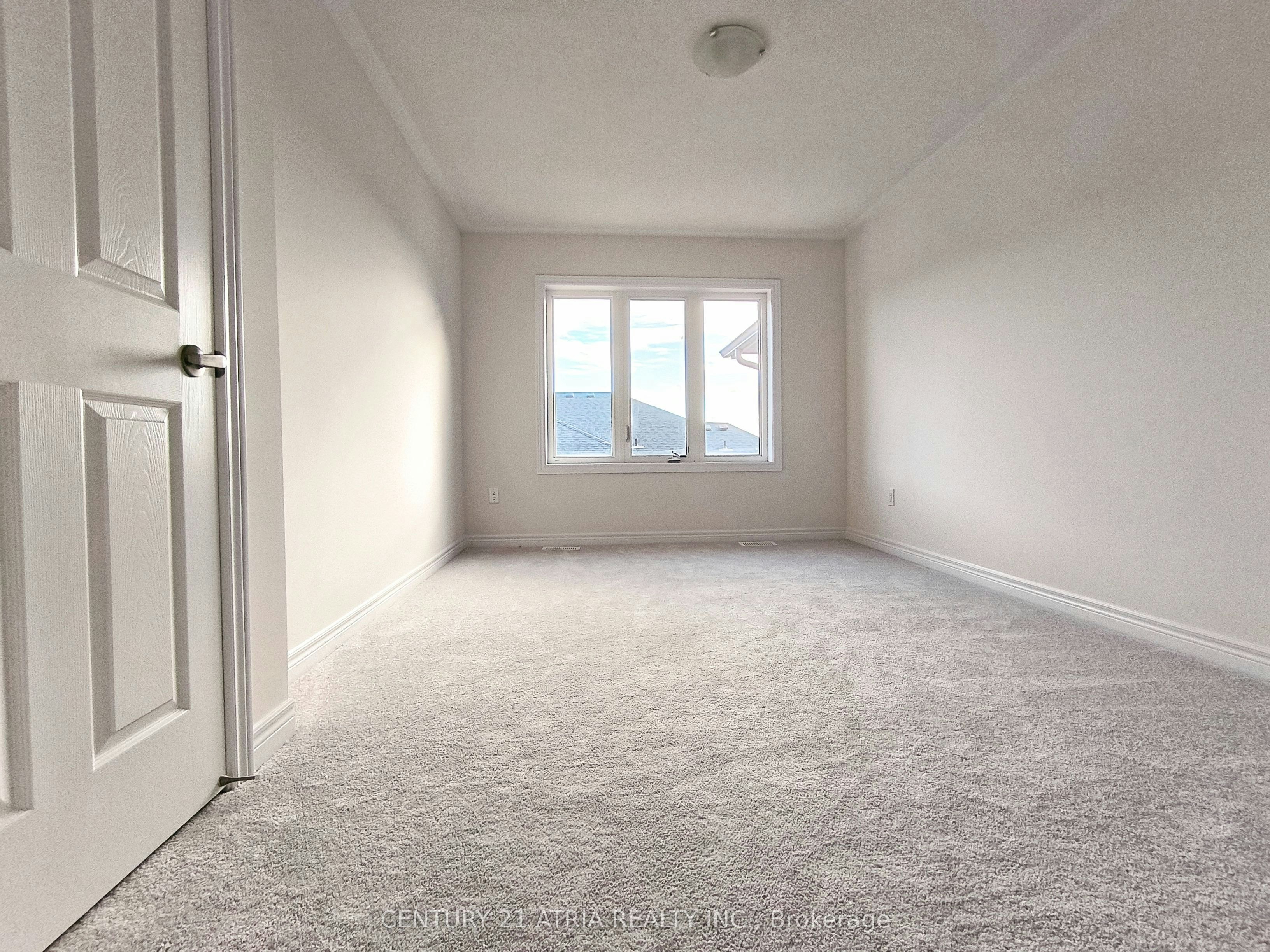 913 Elizabeth Mckenzie Drive, Pickering, ON, L1X 0P5 - 12