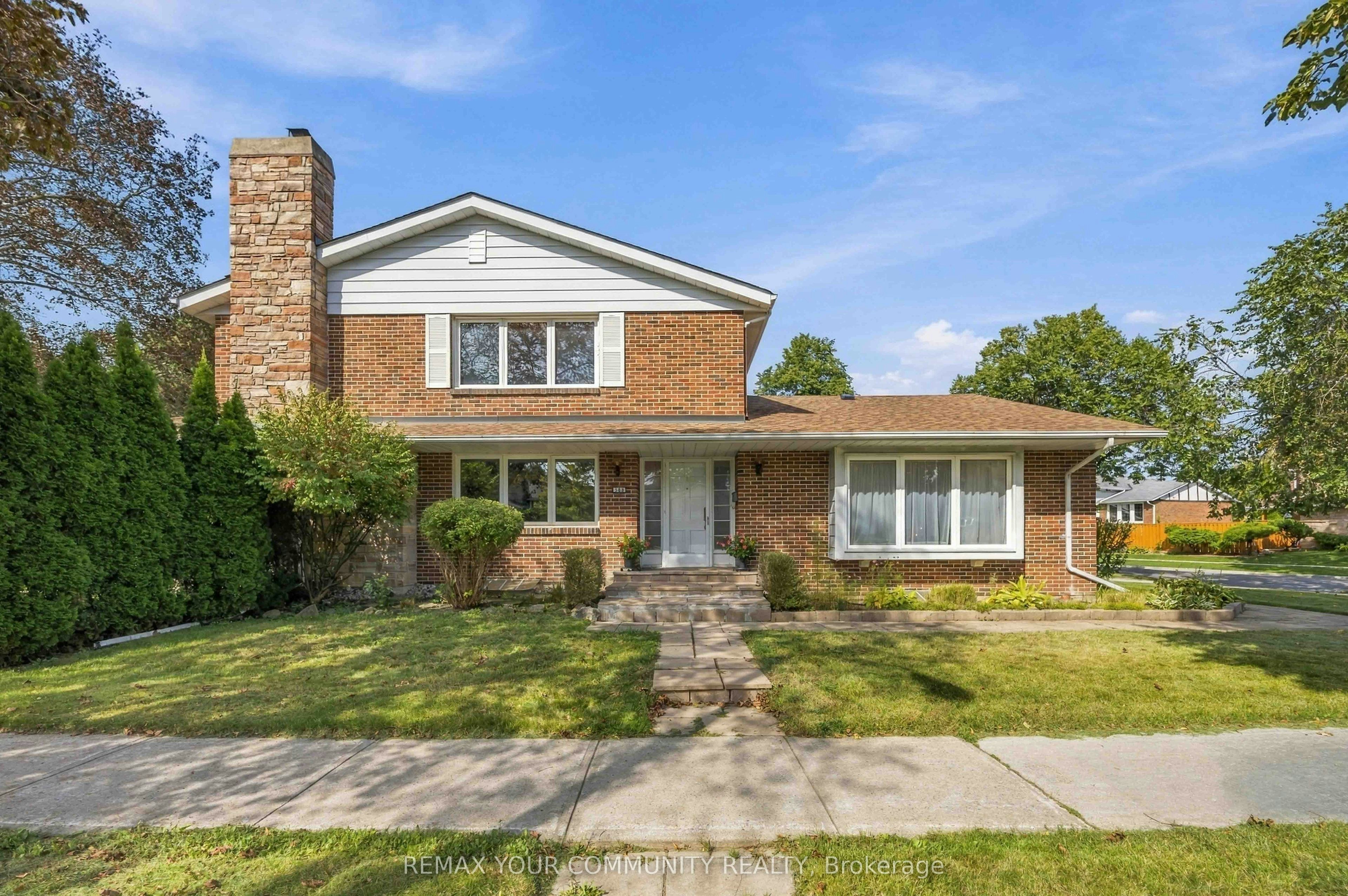 588 Huntingwood Drive, Toronto, ON, M1W 1G8
