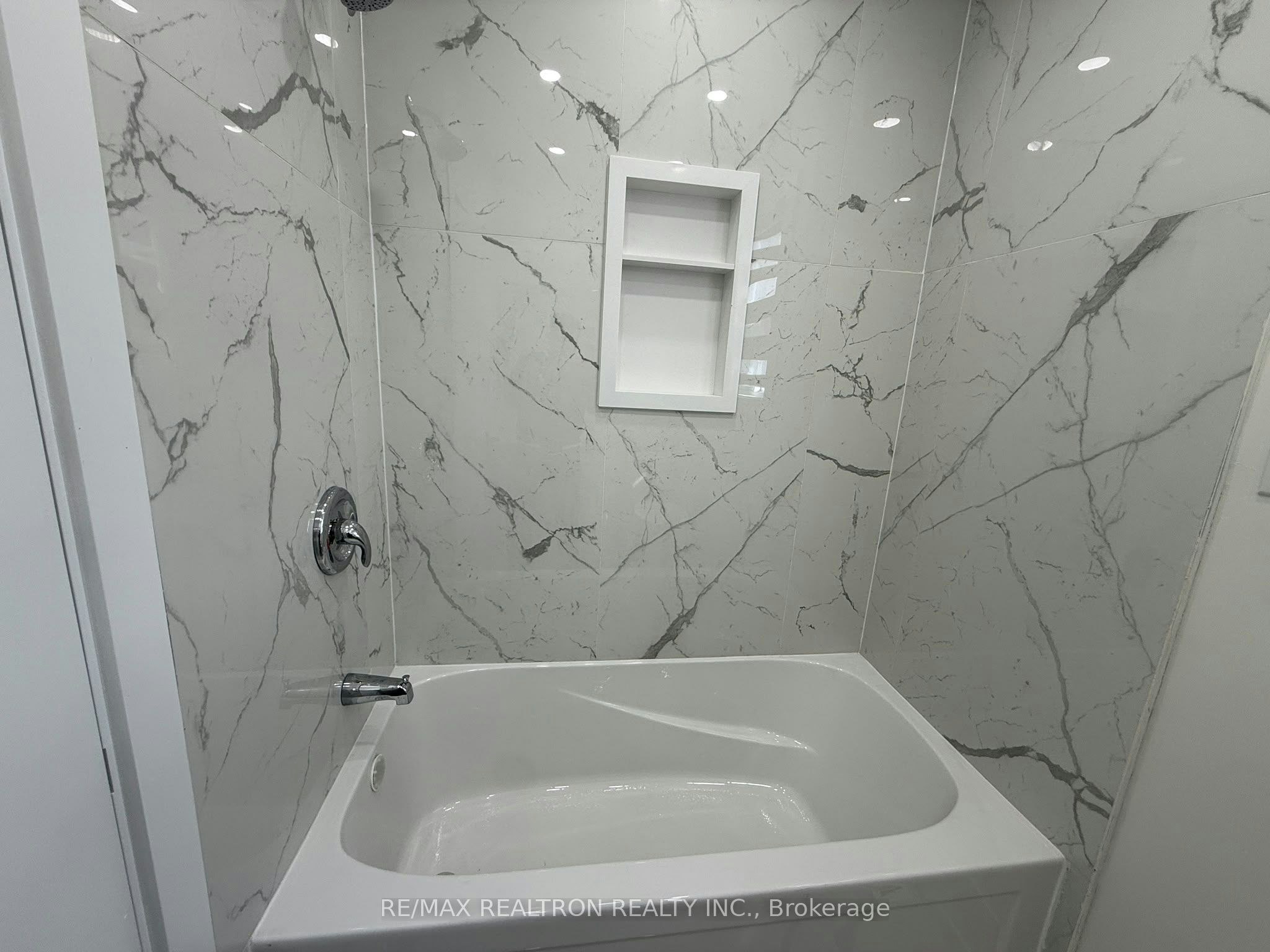 30 Japonica Road, Toronto, ON, M1R 4S2 - 12