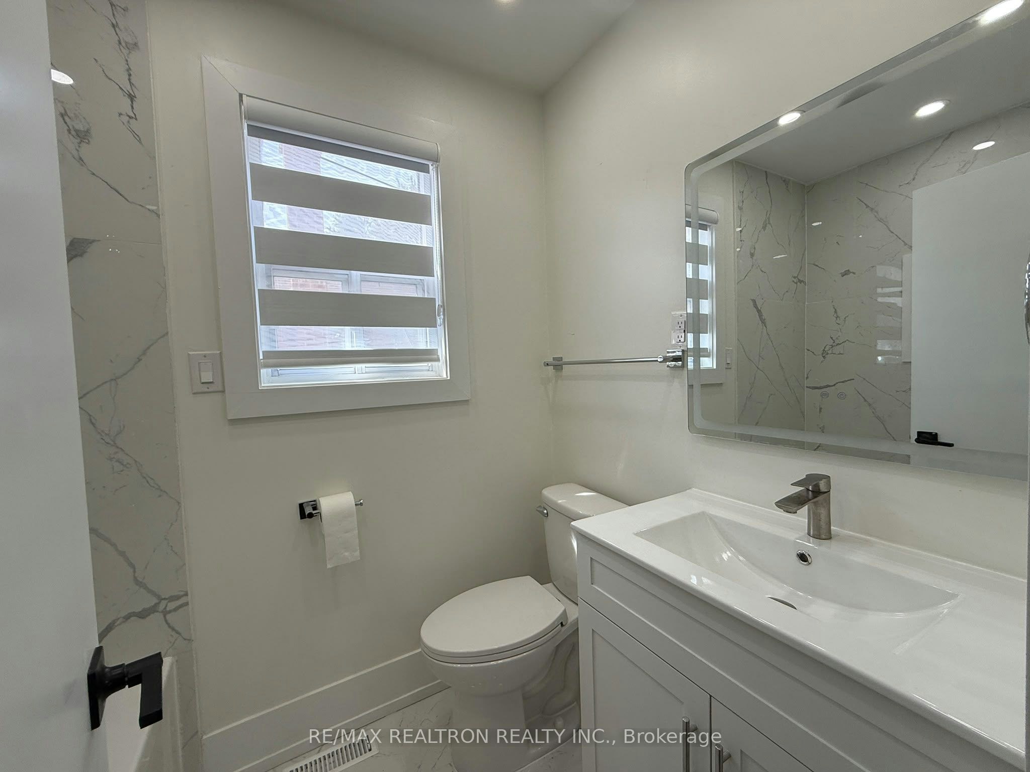 30 Japonica Road, Toronto, ON, M1R 4S2 - 10