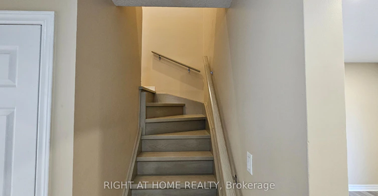 1365 Mary Street, Oshawa, ON, L1G 6T2 - 8