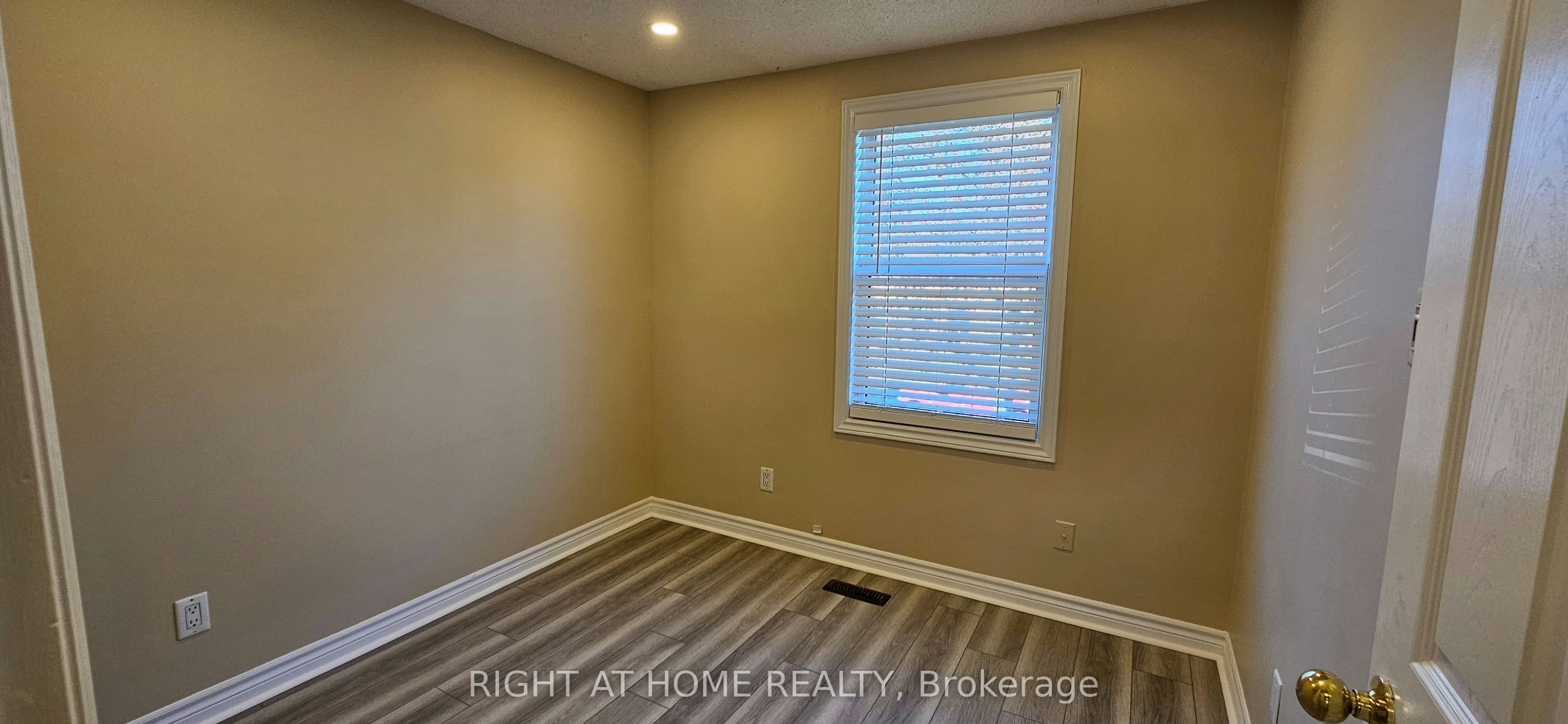 1365 Mary Street, Oshawa, ON, L1G 6T2 - 11