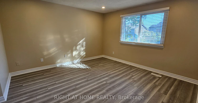 1365 Mary Street, Oshawa, ON, L1G 6T2 - 10