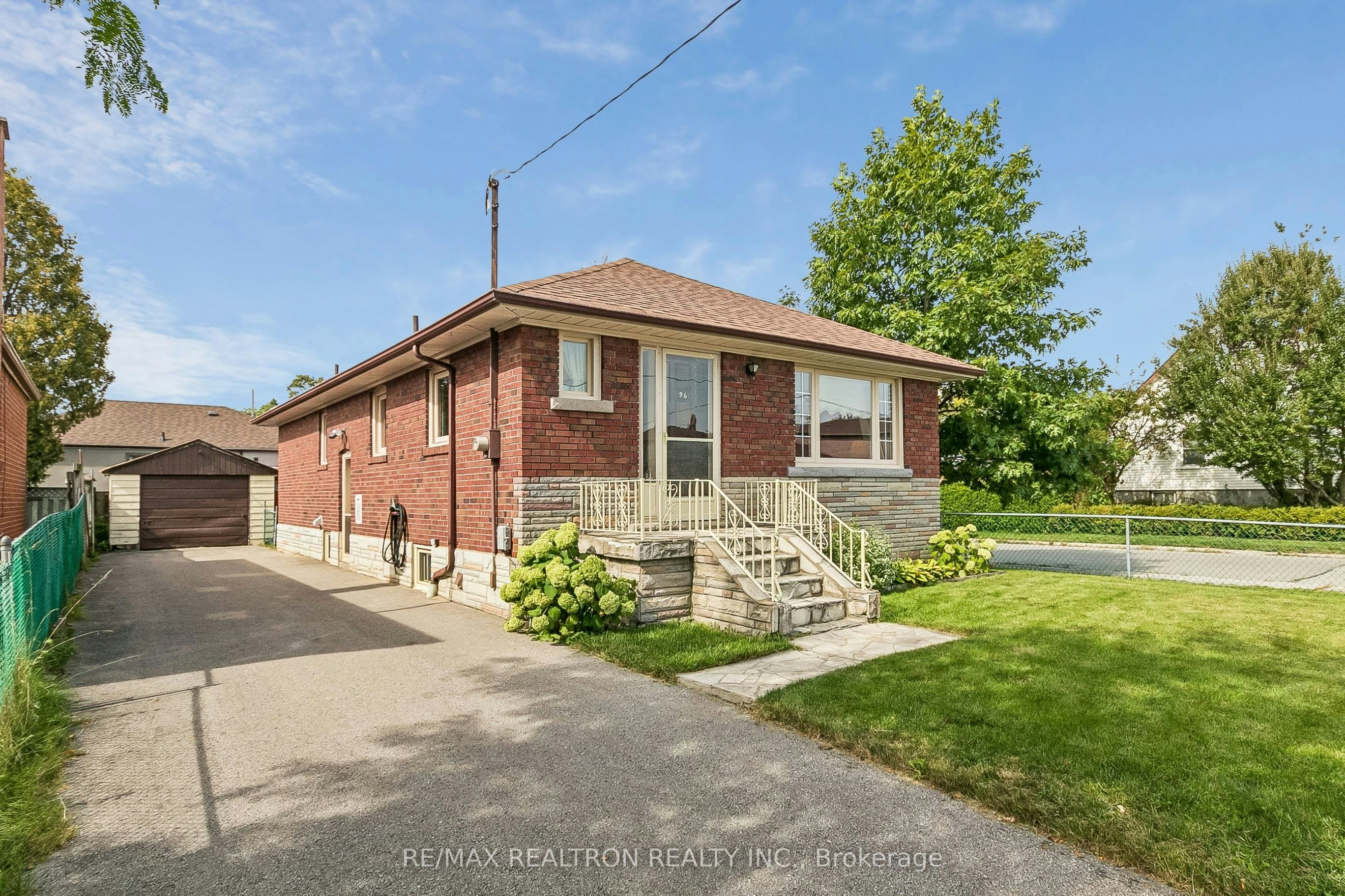 96 Commonhealth Avenue, Toronto, ON, M1K 4K3