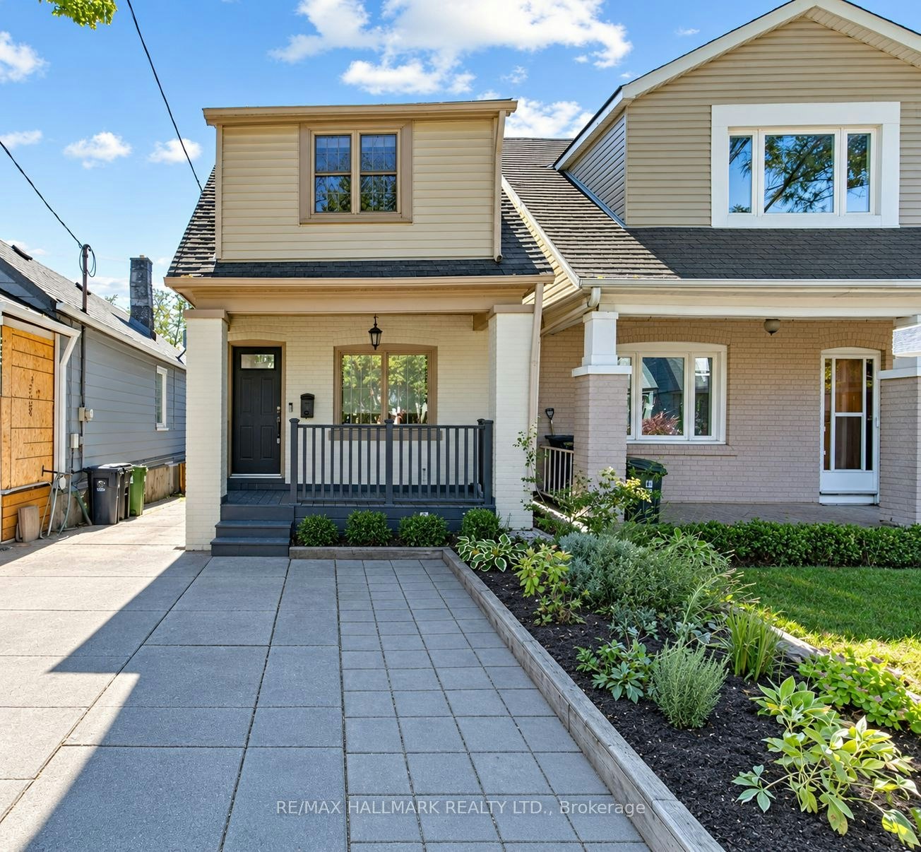 703 Mortimer Avenue, Toronto, ON, M4C 2K1
