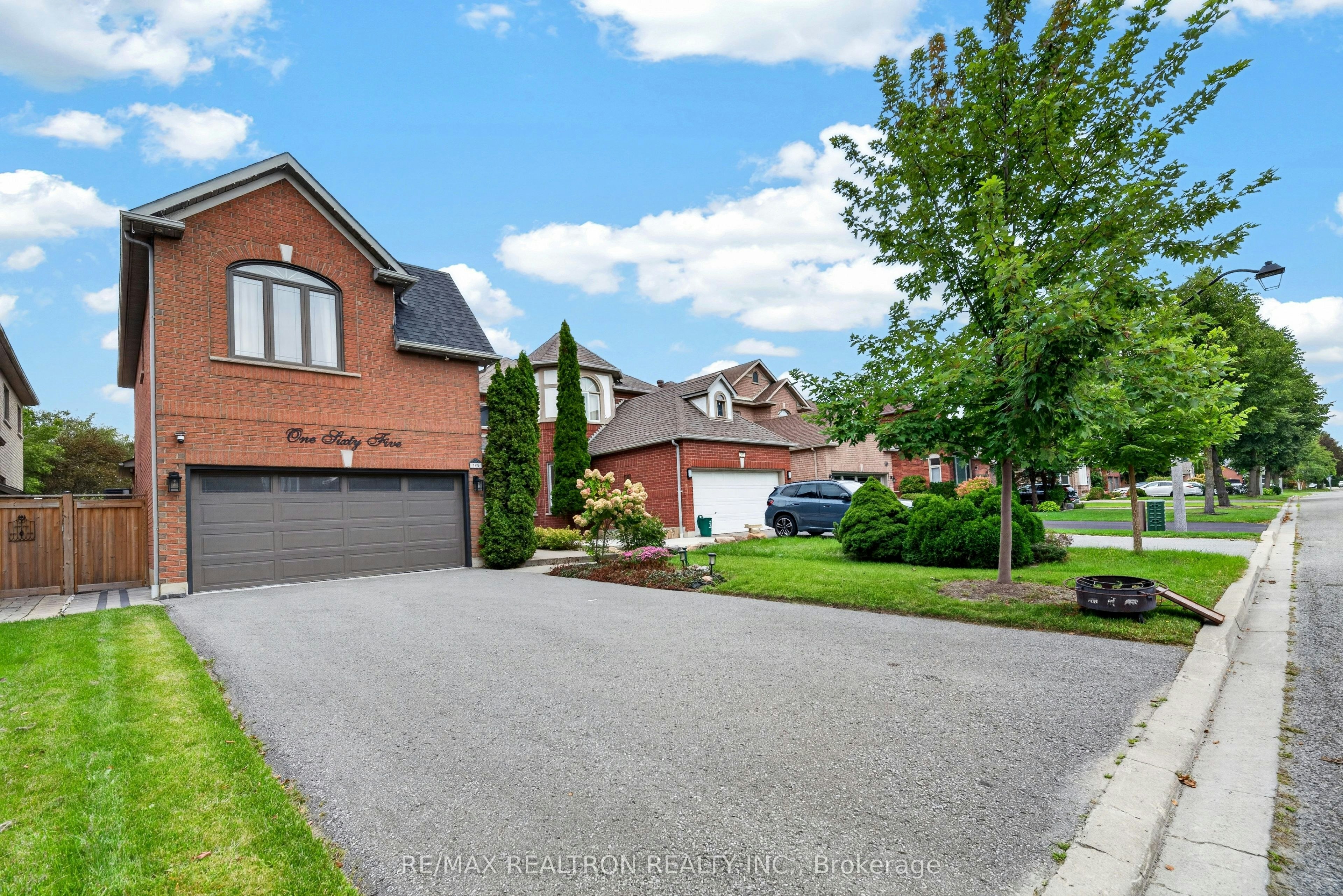 165 Thicket Crescent, Pickering, ON, L1V 6S5 - 2