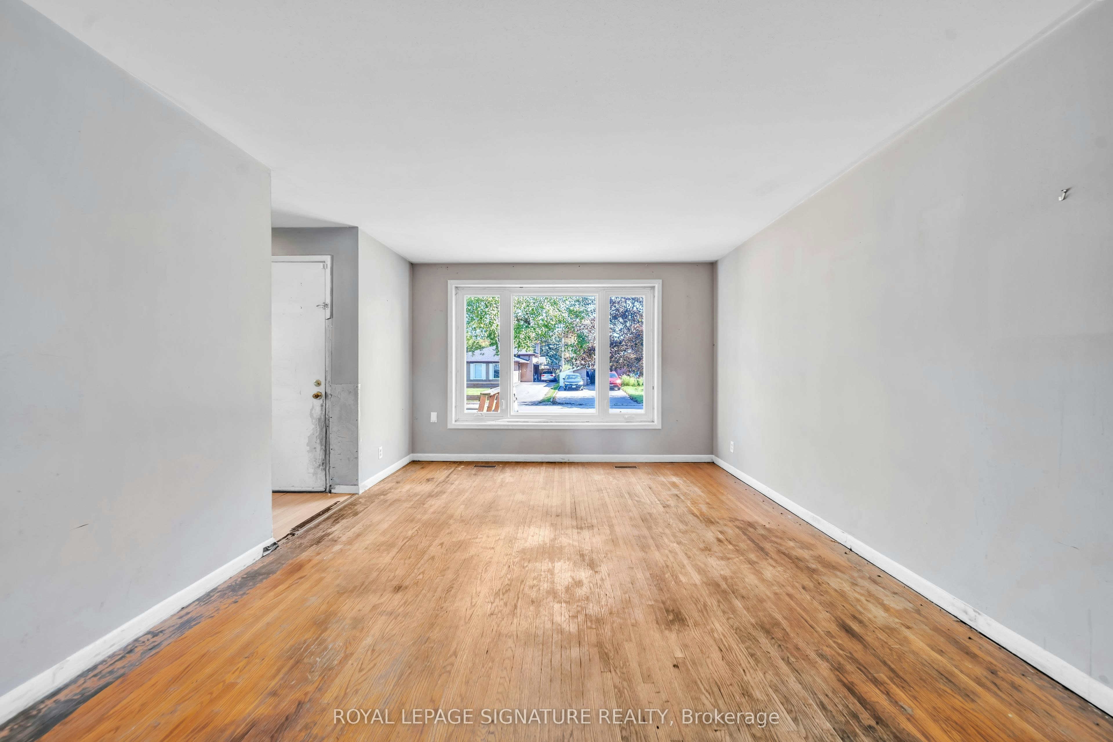 832 Zator Avenue, Pickering, ON, L1W 1Y1 - 9