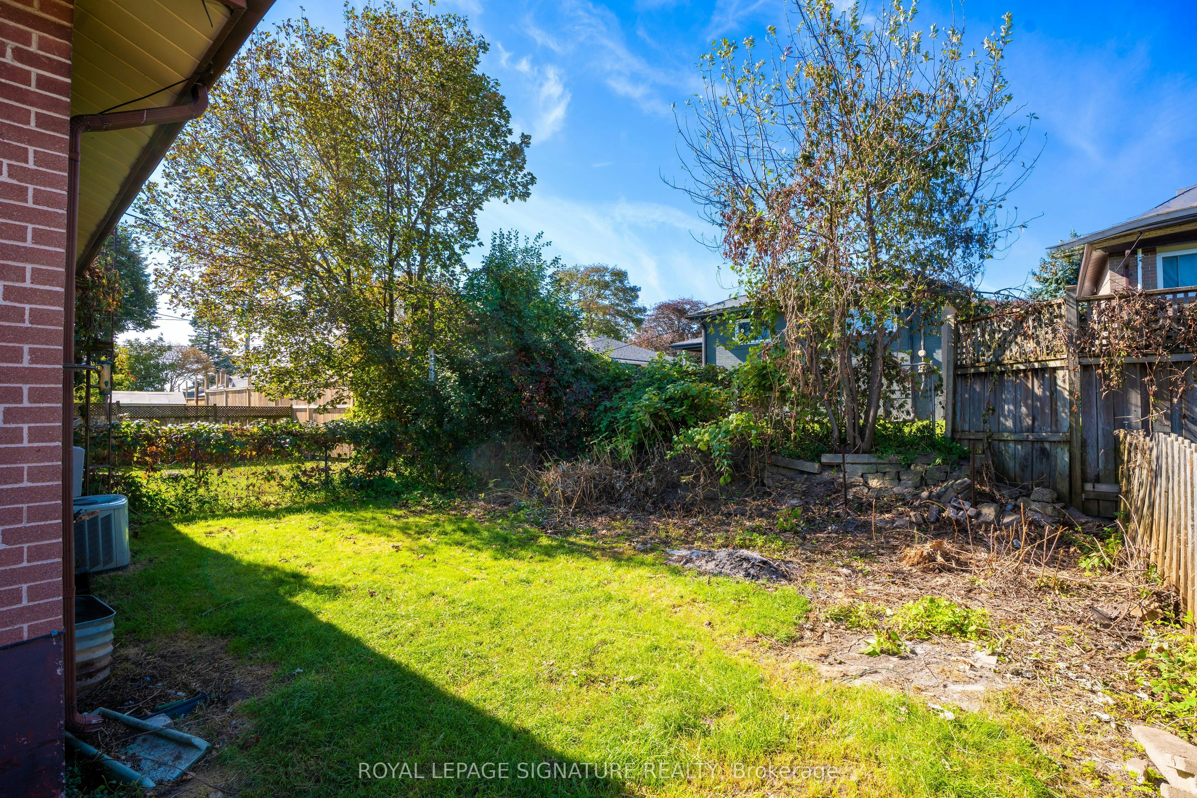 832 Zator Avenue, Pickering, ON, L1W 1Y1 - 24