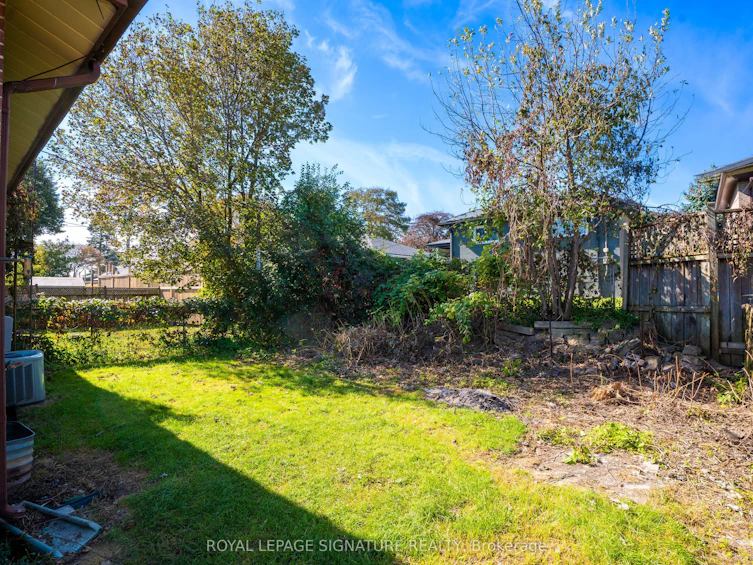 832 Zator Avenue, Pickering, ON, L1W 1Y1 - 24