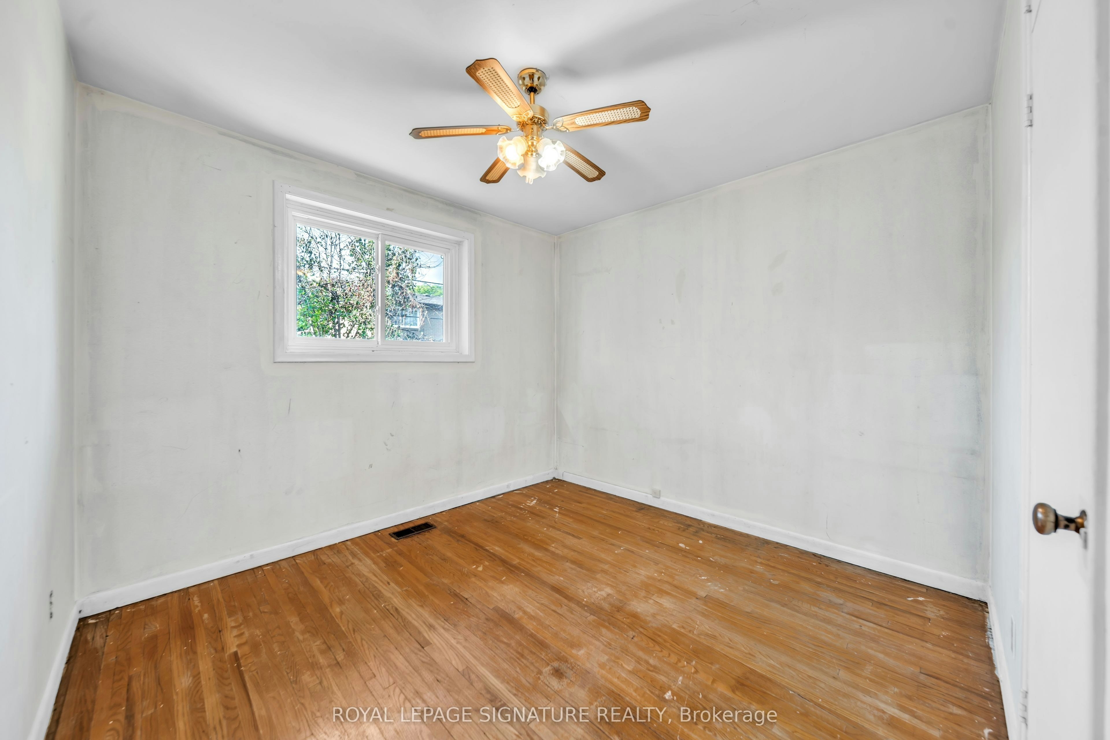 832 Zator Avenue, Pickering, ON, L1W 1Y1 - 15