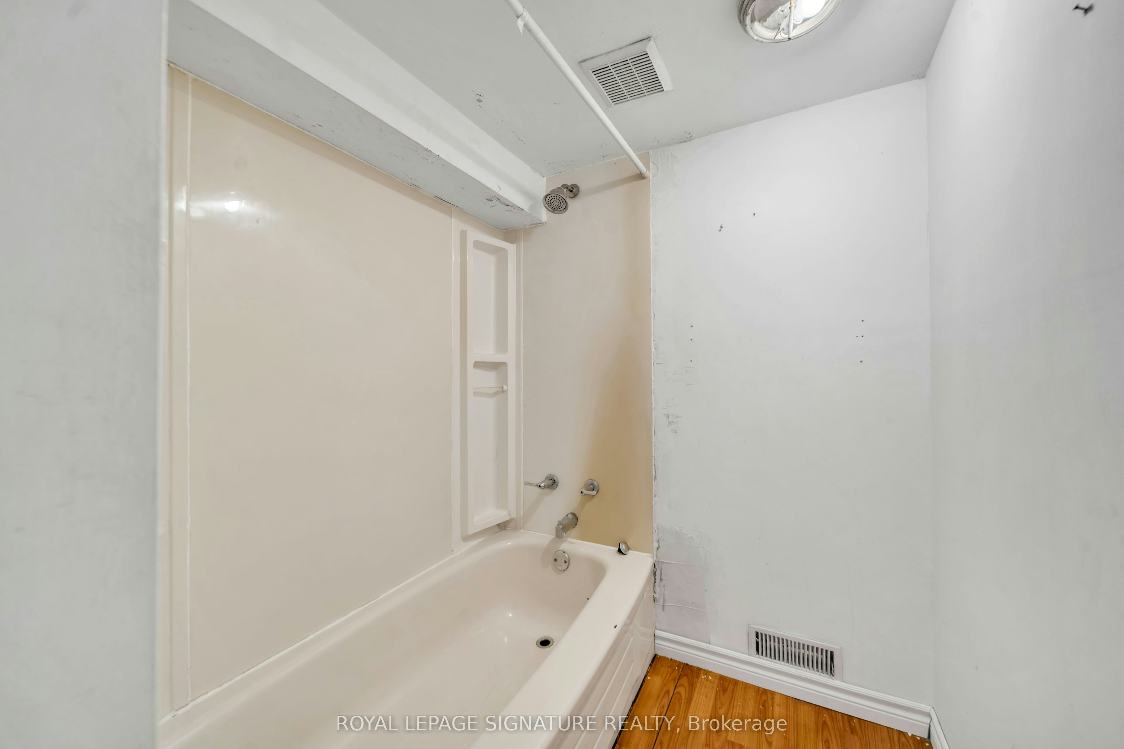 832 Zator Avenue, Pickering, ON, L1W 1Y1 - 22