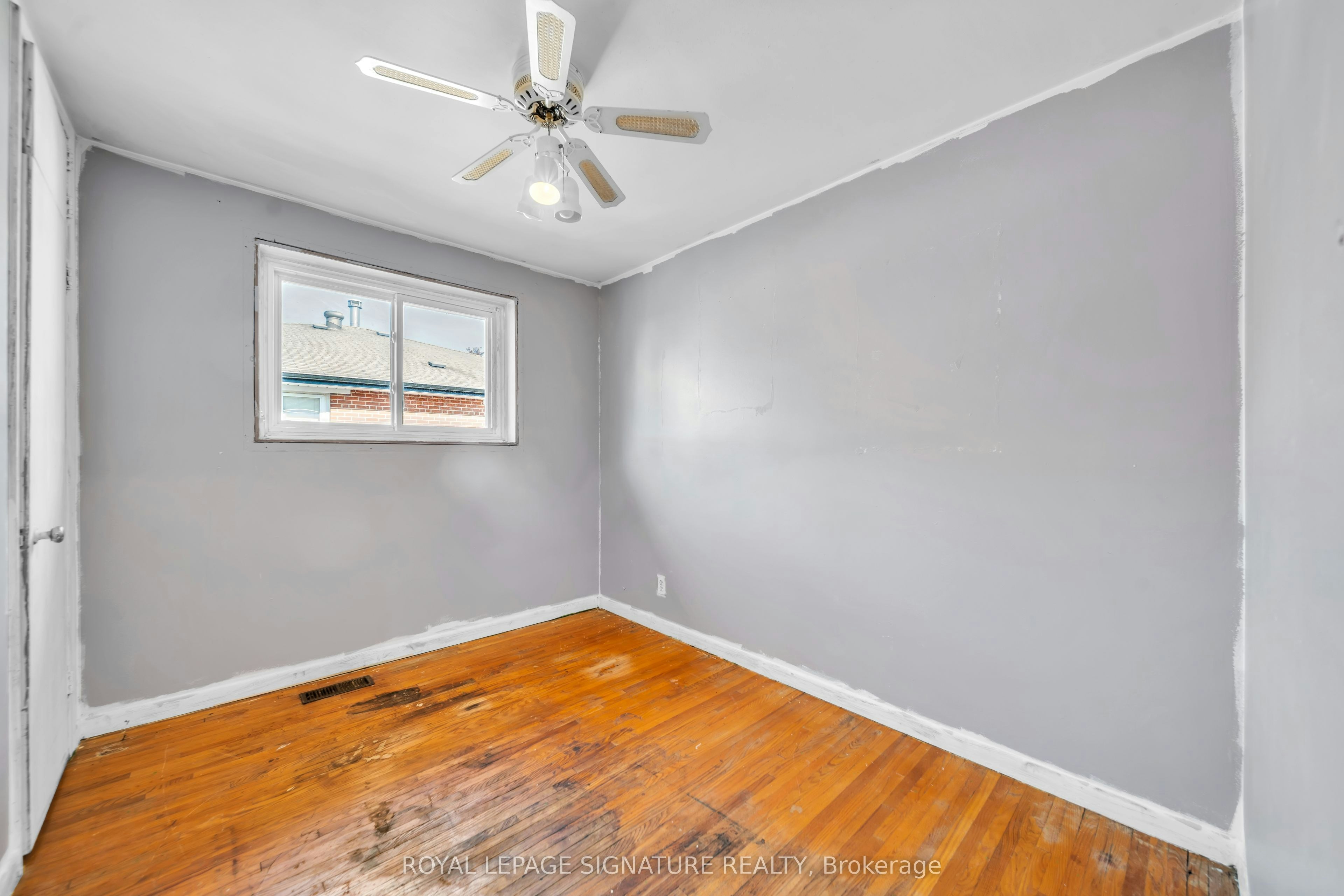 832 Zator Avenue, Pickering, ON, L1W 1Y1 - 14
