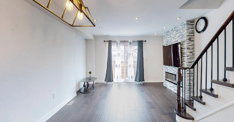 18-1635 Pickering Parkway, Pickering, ON, L1V 6W8 - 3