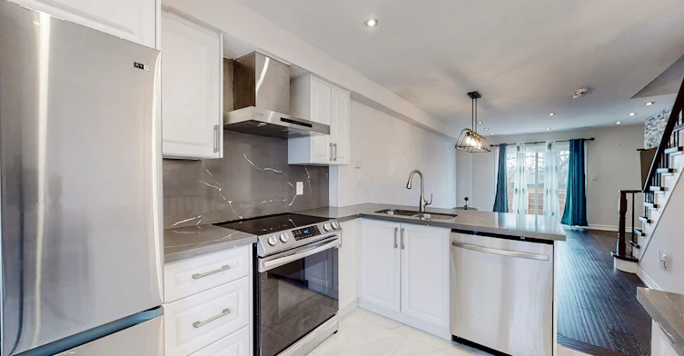 18-1635 Pickering Parkway, Pickering, ON, L1V 6W8 - 14