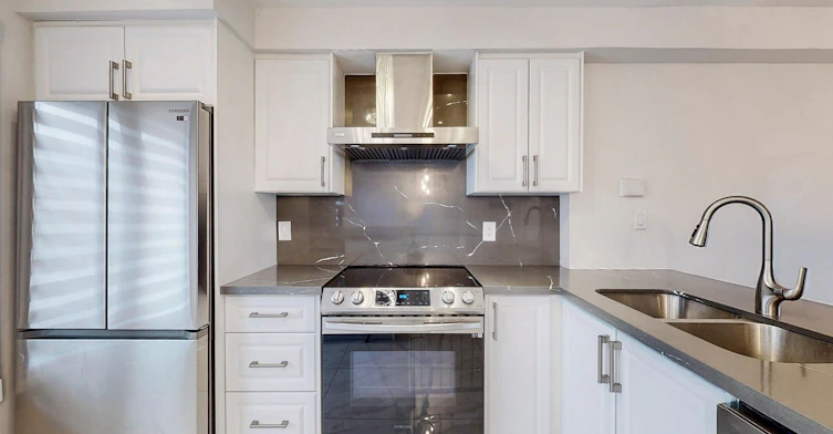 18-1635 Pickering Parkway, Pickering, ON, L1V 6W8 - 11
