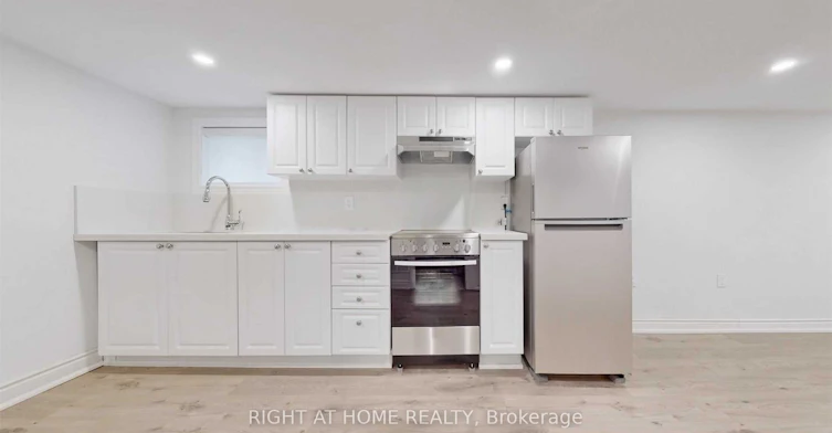Bsmt-8 Airley Crescent, Toronto, ON, M4J 4H6 - 5