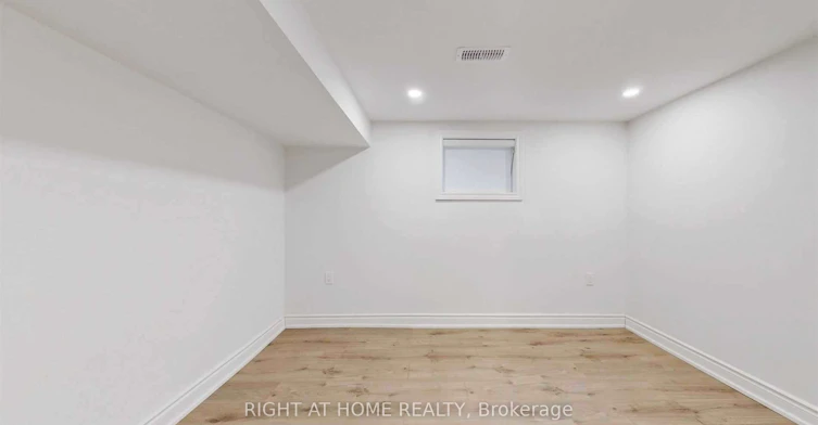 Bsmt-8 Airley Crescent, Toronto, ON, M4J 4H6 - 12