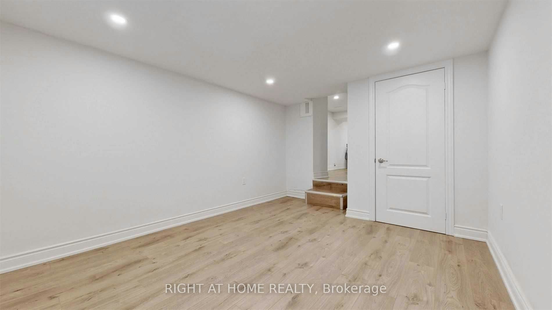 Bsmt-8 Airley Crescent, Toronto, ON, M4J 4H6 - 10