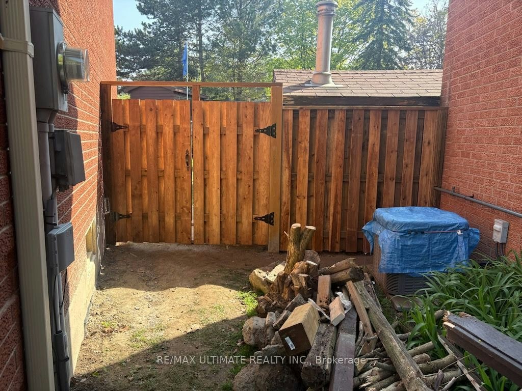 Basement-251 College Avenue, Oshawa, ON, L1J 1R6 - 25