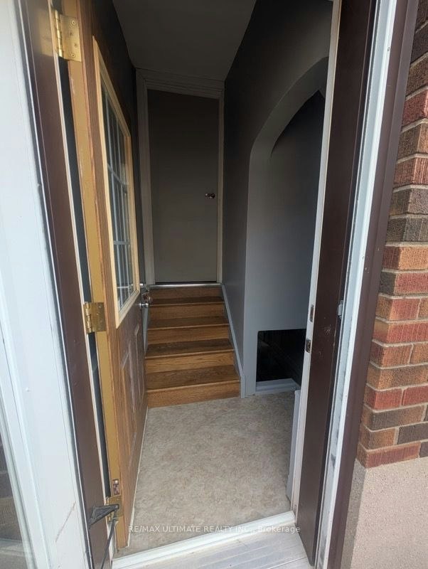 Basement-251 College Avenue, Oshawa, ON, L1J 1R6 - 24