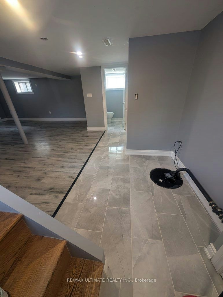 Basement-251 College Avenue, Oshawa, ON, L1J 1R6 - 17