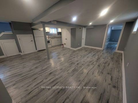 Basement-251 College Avenue, Oshawa, ON, L1J 1R6 - 4