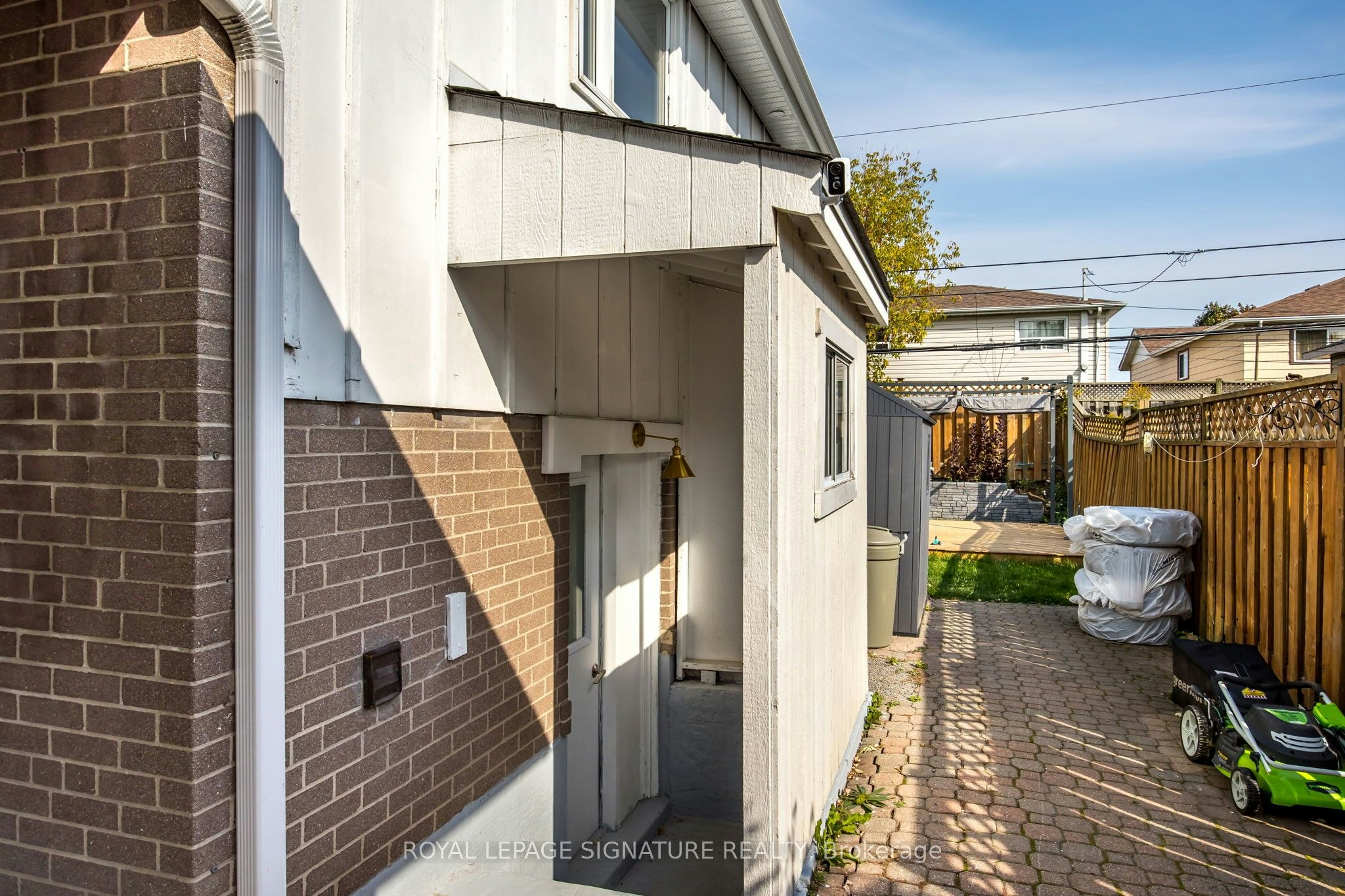Lower-903 Liverpool Road, Pickering, ON, L1W 1S5 - 15