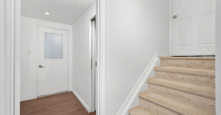 Lower-903 Liverpool Road, Pickering, ON, L1W 1S5 - 13