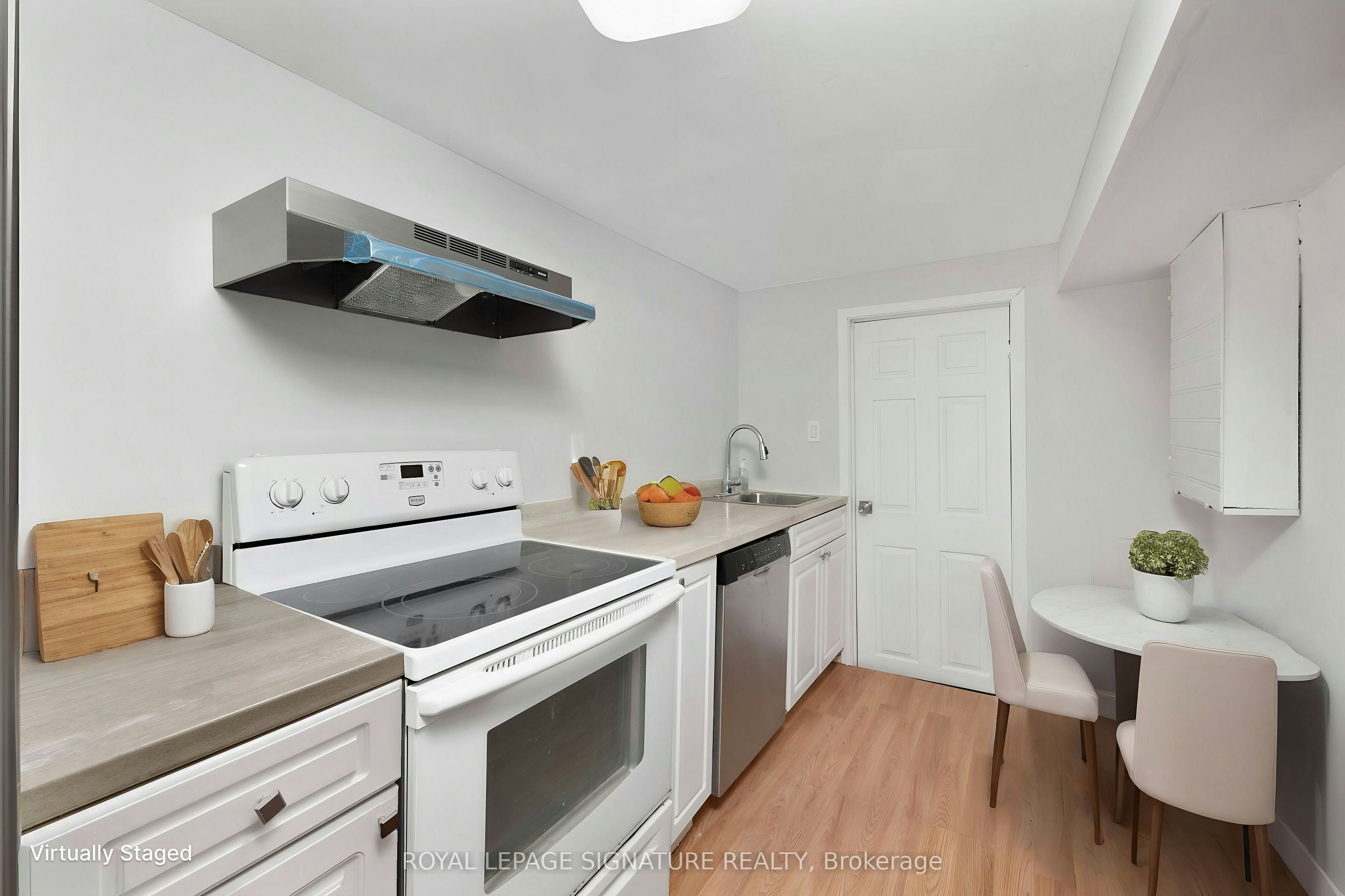 Lower-903 Liverpool Road, Pickering, ON, L1W 1S5 - 7