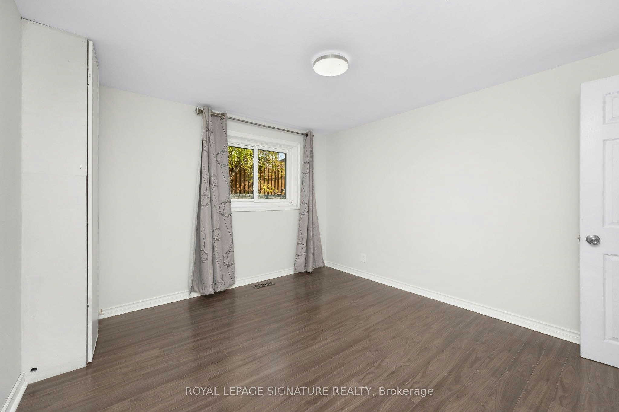 Lower-903 Liverpool Road, Pickering, ON, L1W 1S5 - 2