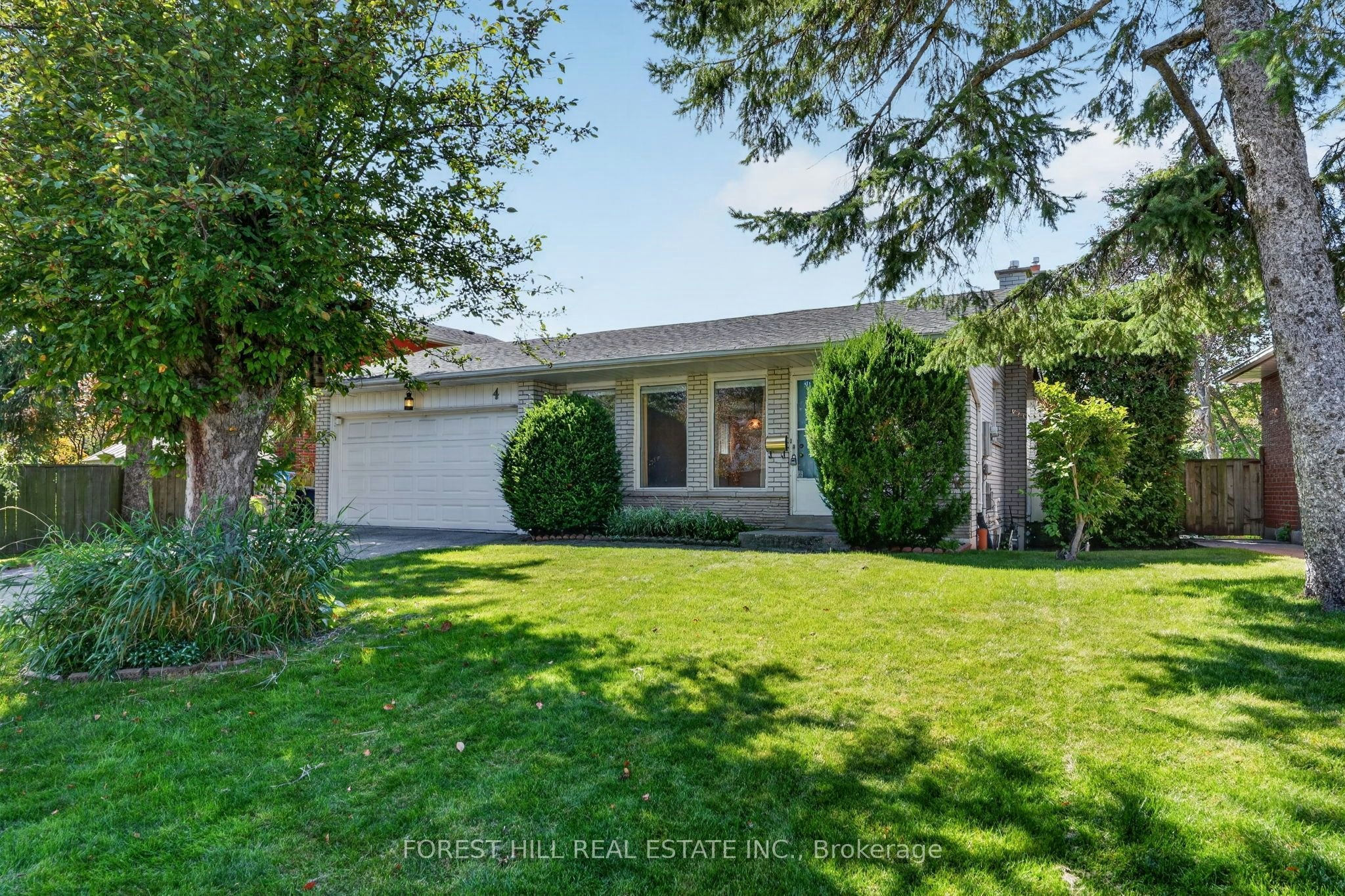 4 Glenstroke Drive, Toronto, ON, M1S 2Z9