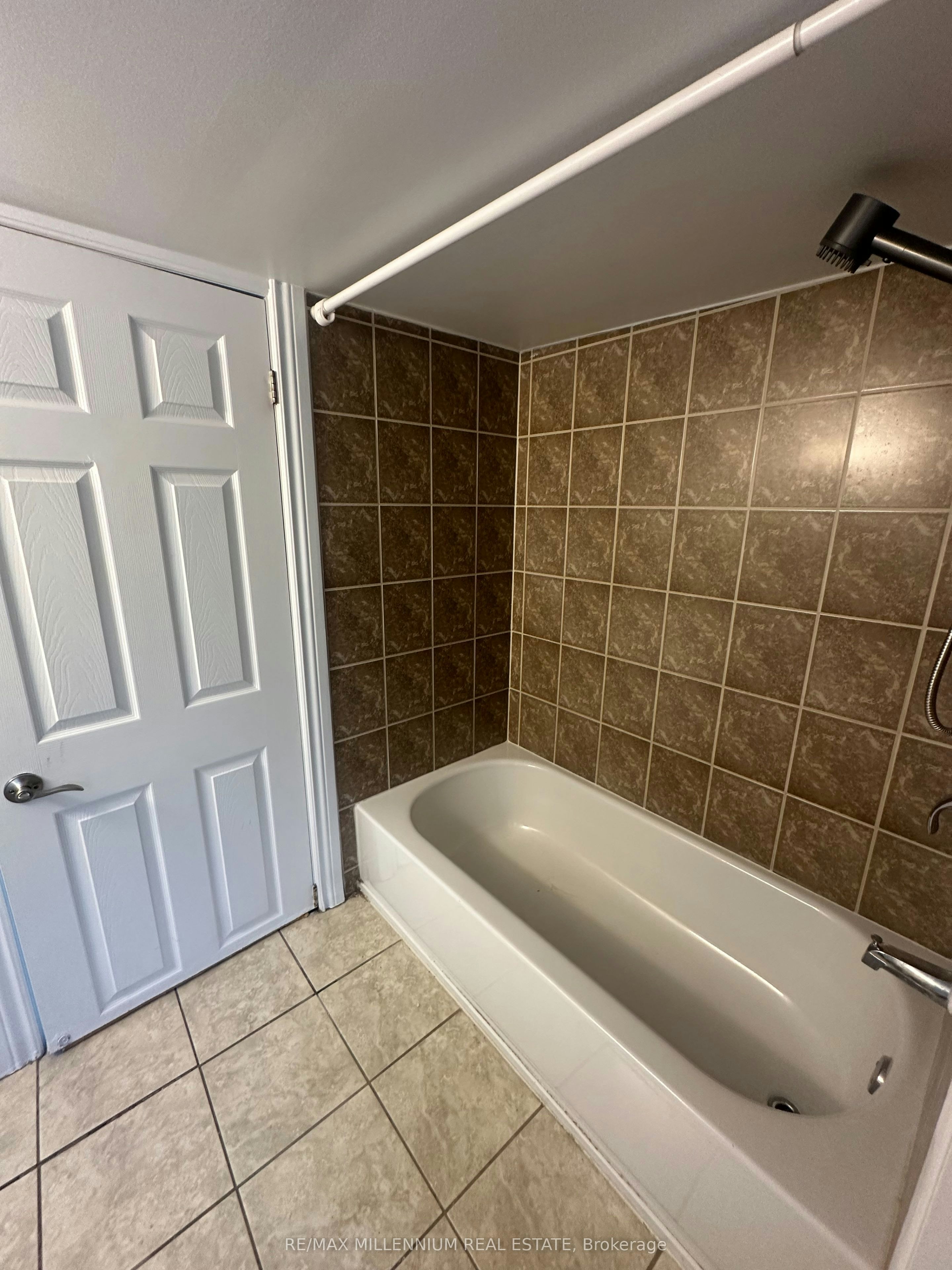167 Olive Avenue, Oshawa, ON, L1H 2P1 - 16