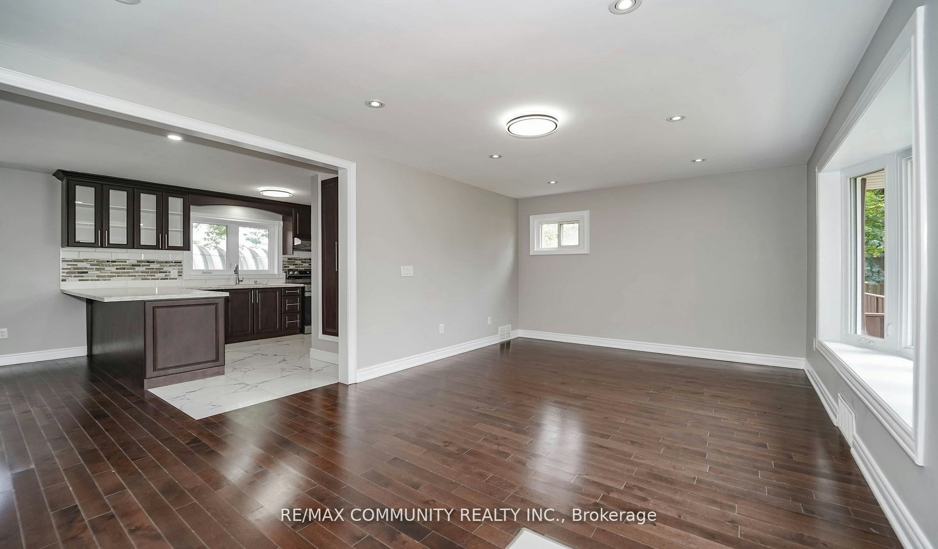 Main-43 Christina Crescent, Toronto, ON, M1R 4H7 - 5