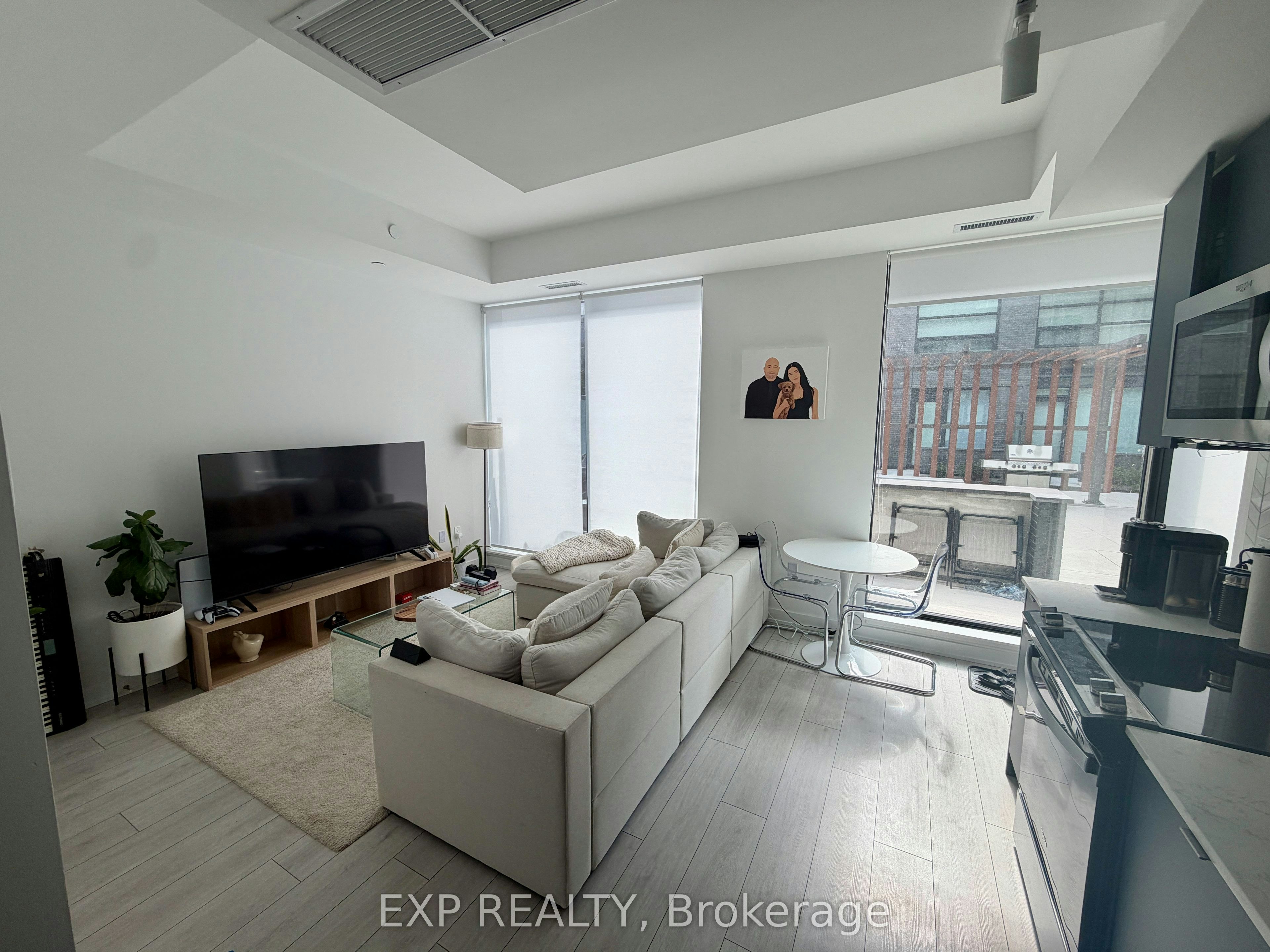 132C-1612 Charles Street, Whitby, ON, L1N 0P3 - 4