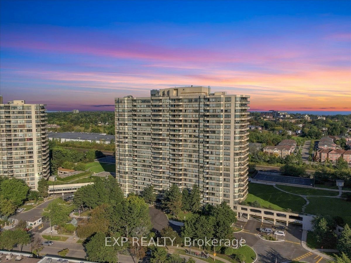 1927-3 Greystone Walk Drive N, Toronto, ON, M1K 5J4