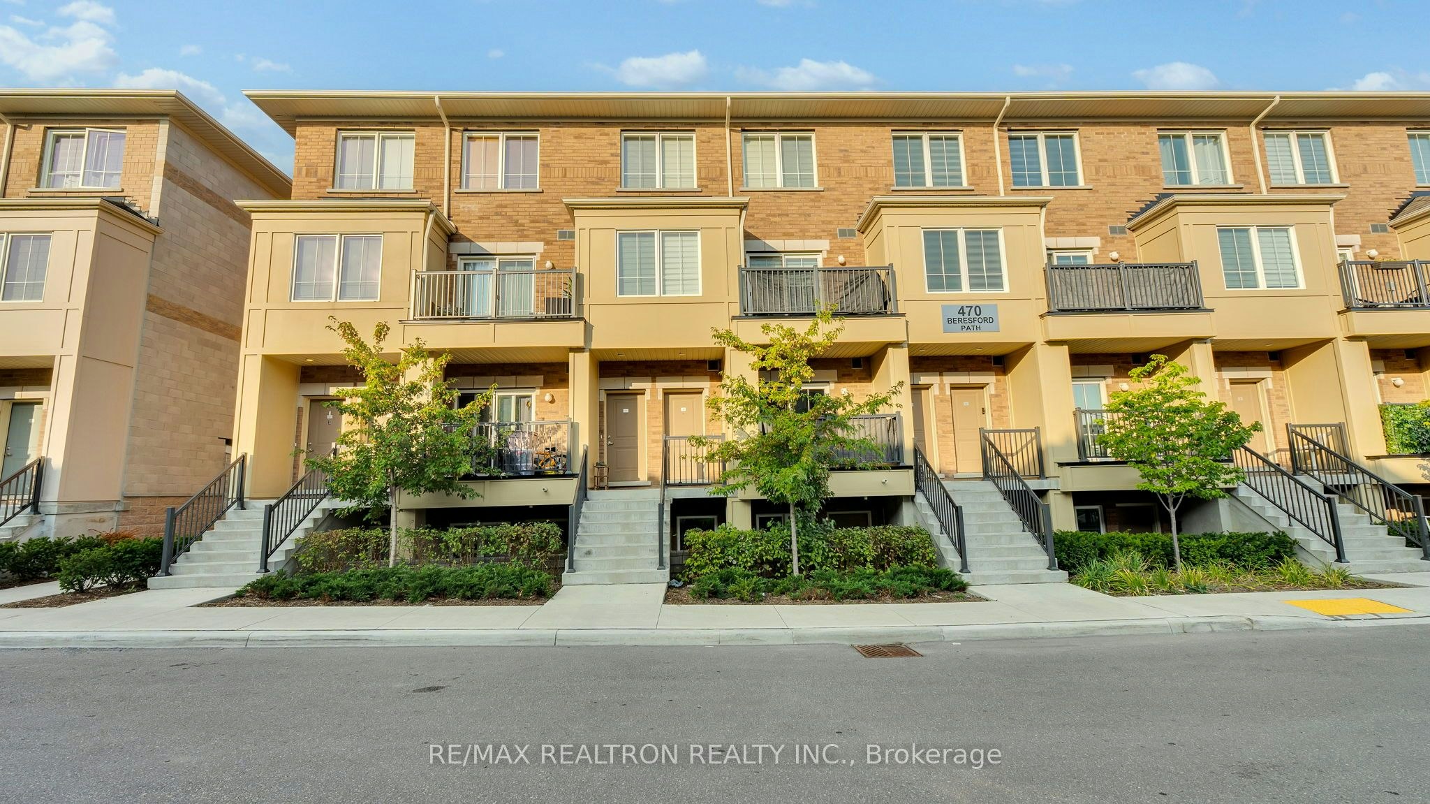 4-470 Beresford Path, Oshawa, ON, L1H 5S7
