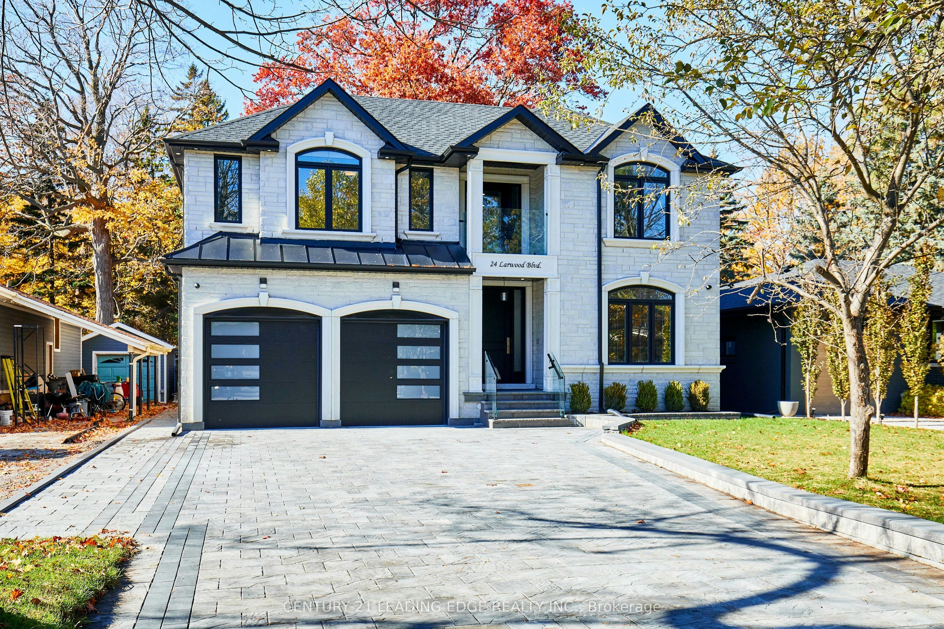 24 Larwood Boulevard, Toronto, ON, M1M 2M5