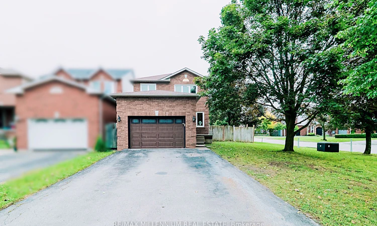 70 Fry Crescent