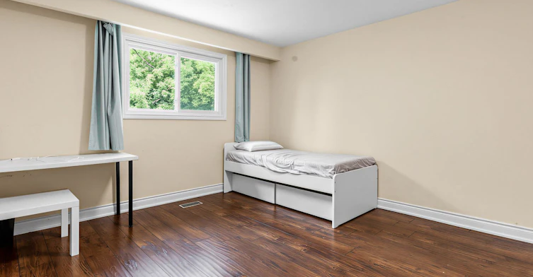 Main & Second Floor-41 Woodville Avenue, Toronto, ON, M4K 2J5 - 32